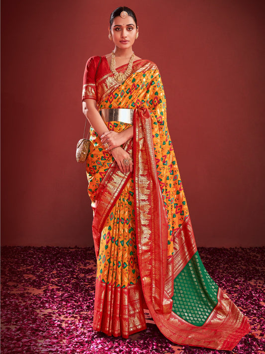 Get the best Kasavu saree online