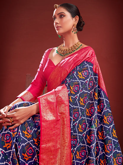 Get the best saree shops in Chandni Chowk