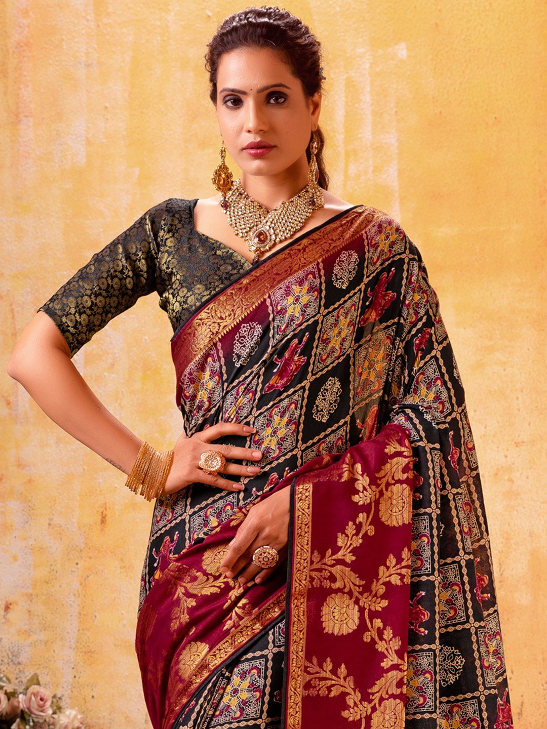 Get the best Meesho online shopping saree