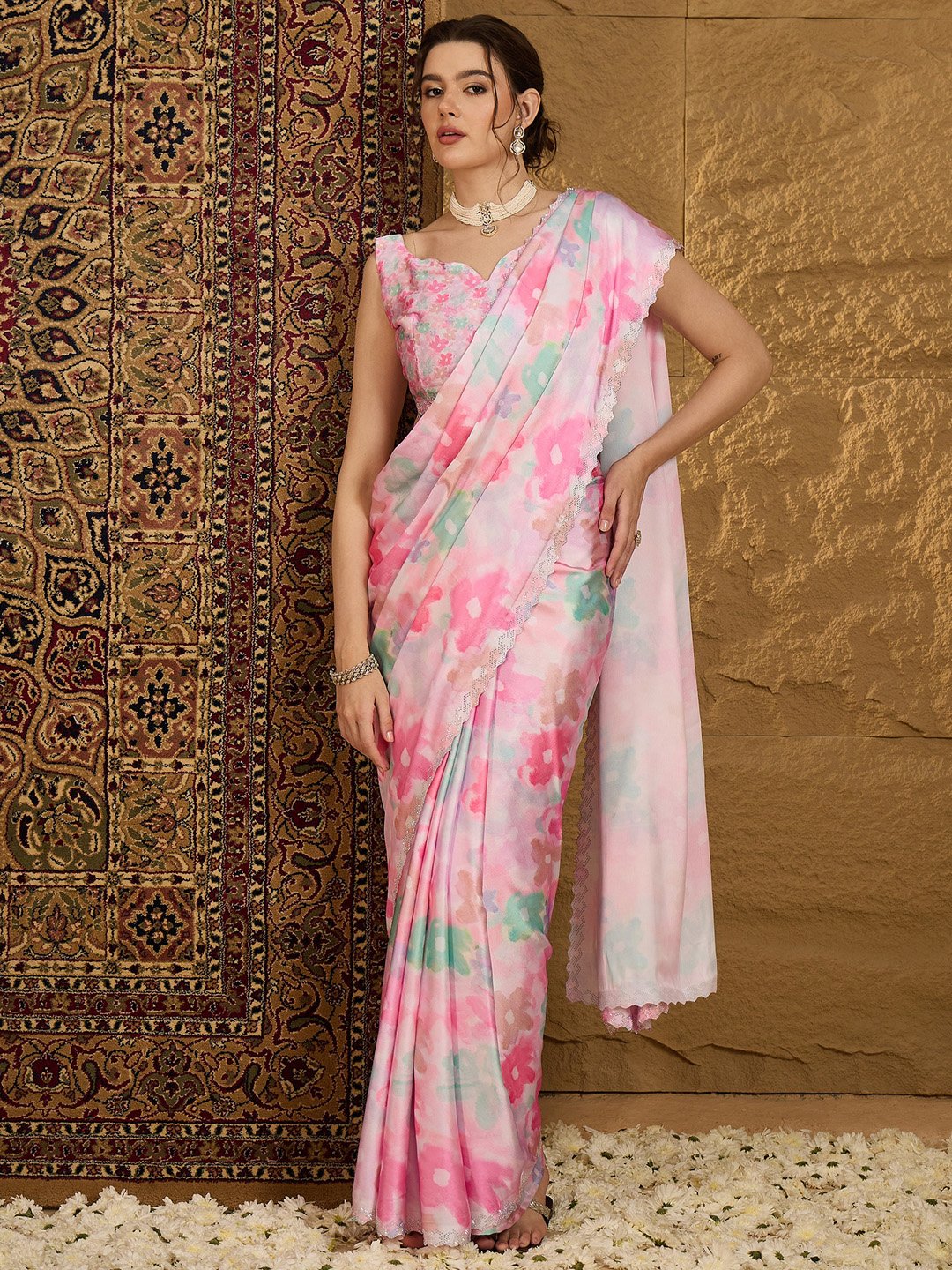 Get the best organza saree