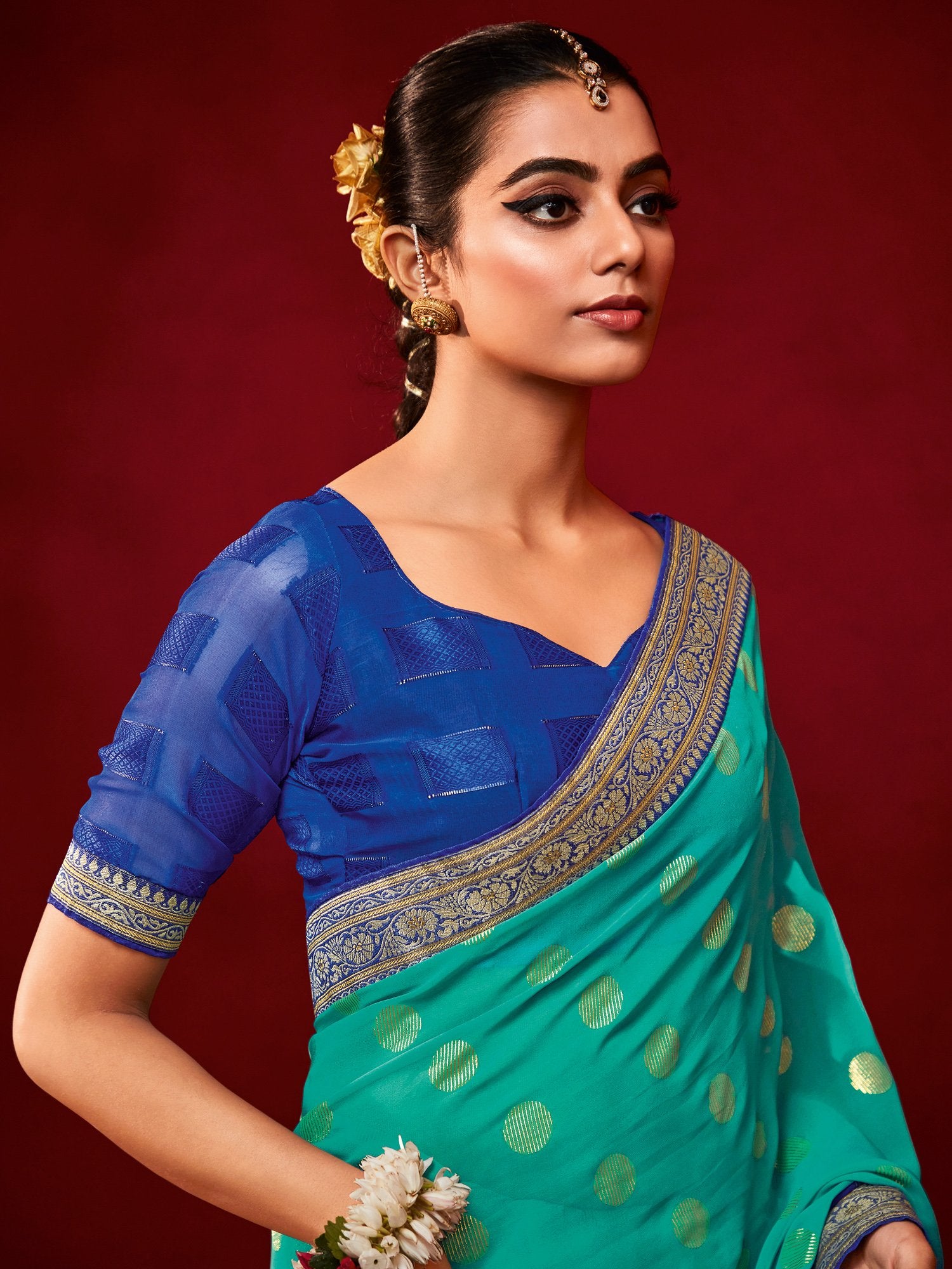 Get the best party wear saree