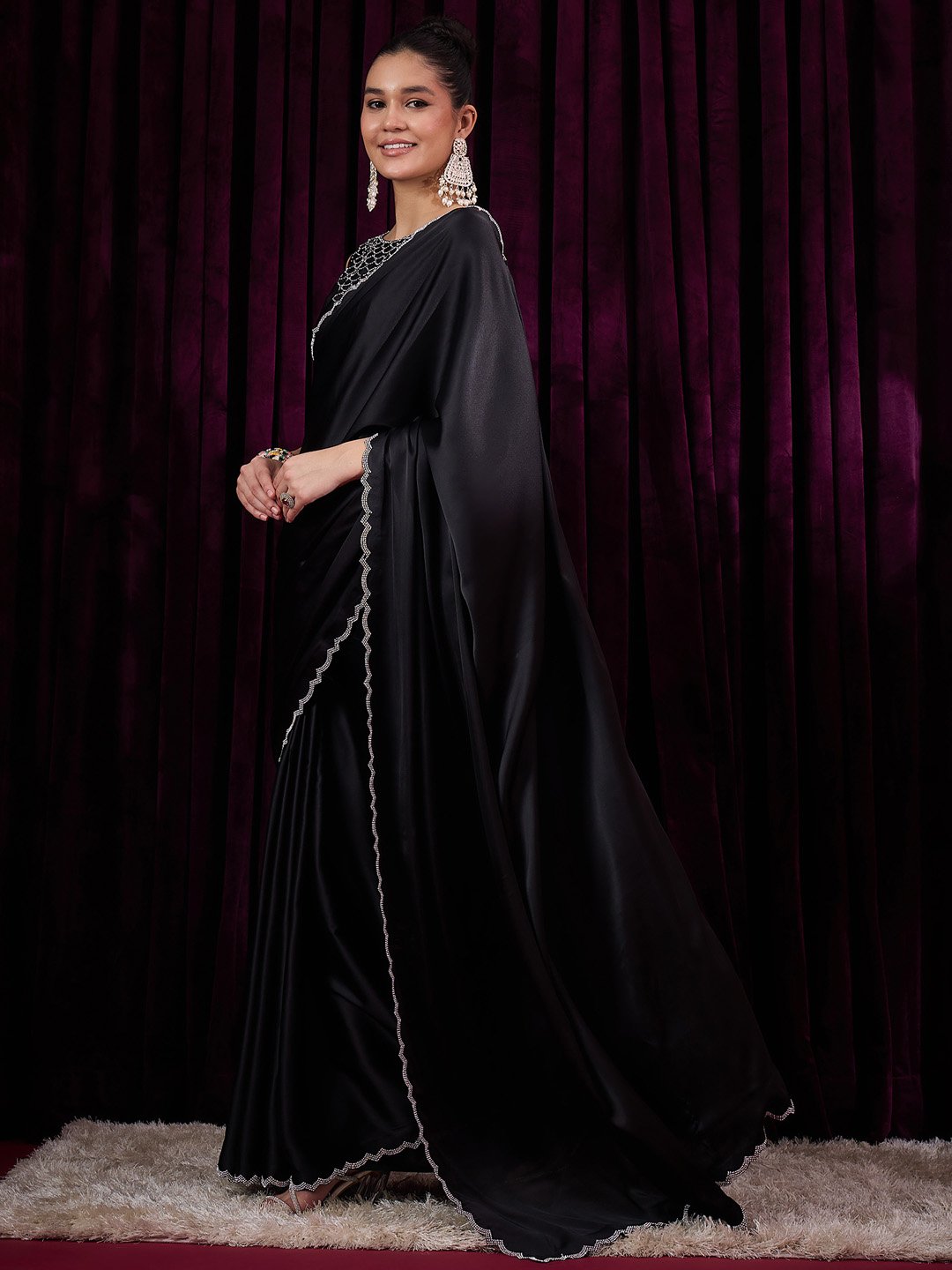 Get the best new saree design