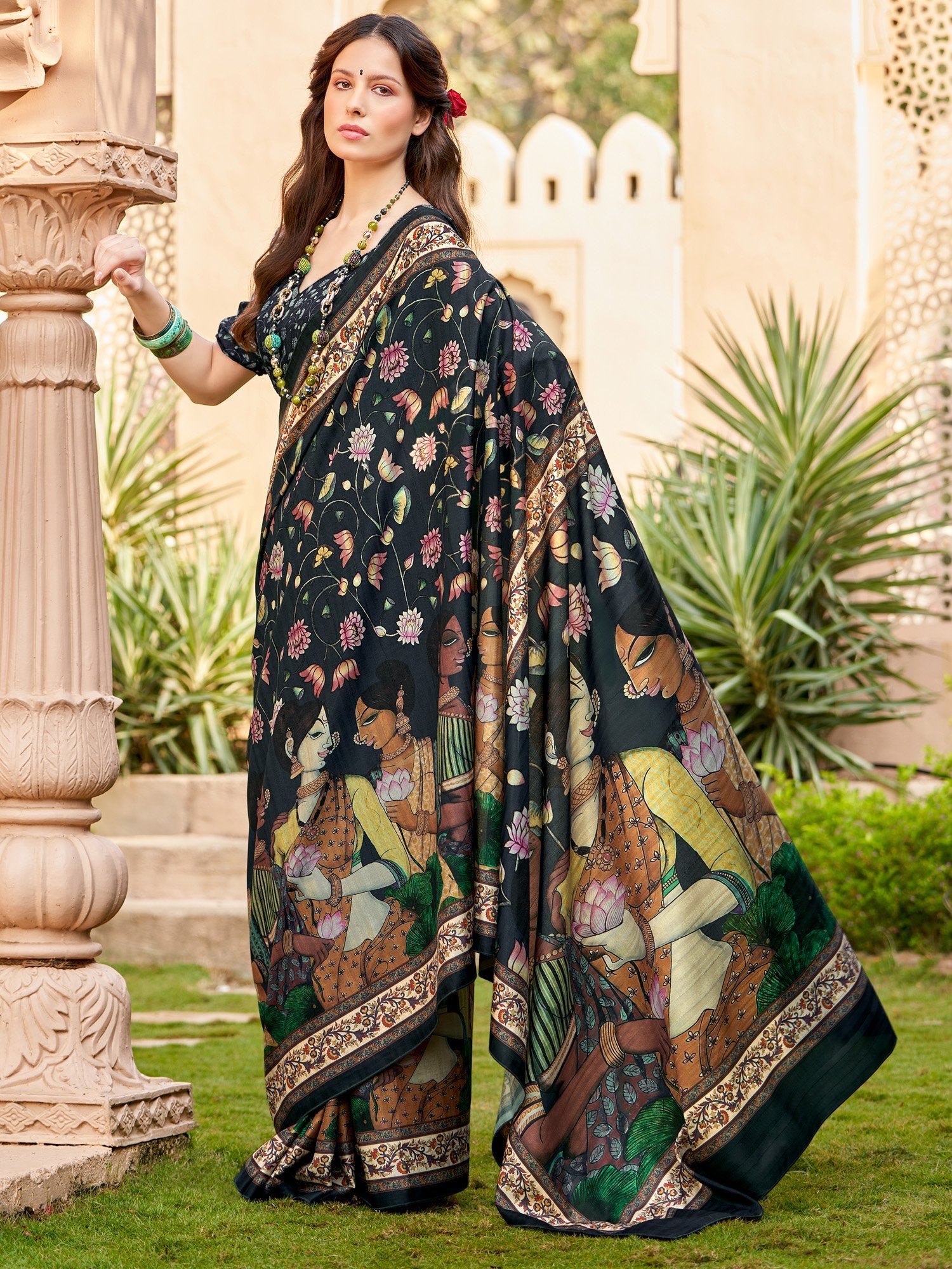 Get the best Banarasi saree
