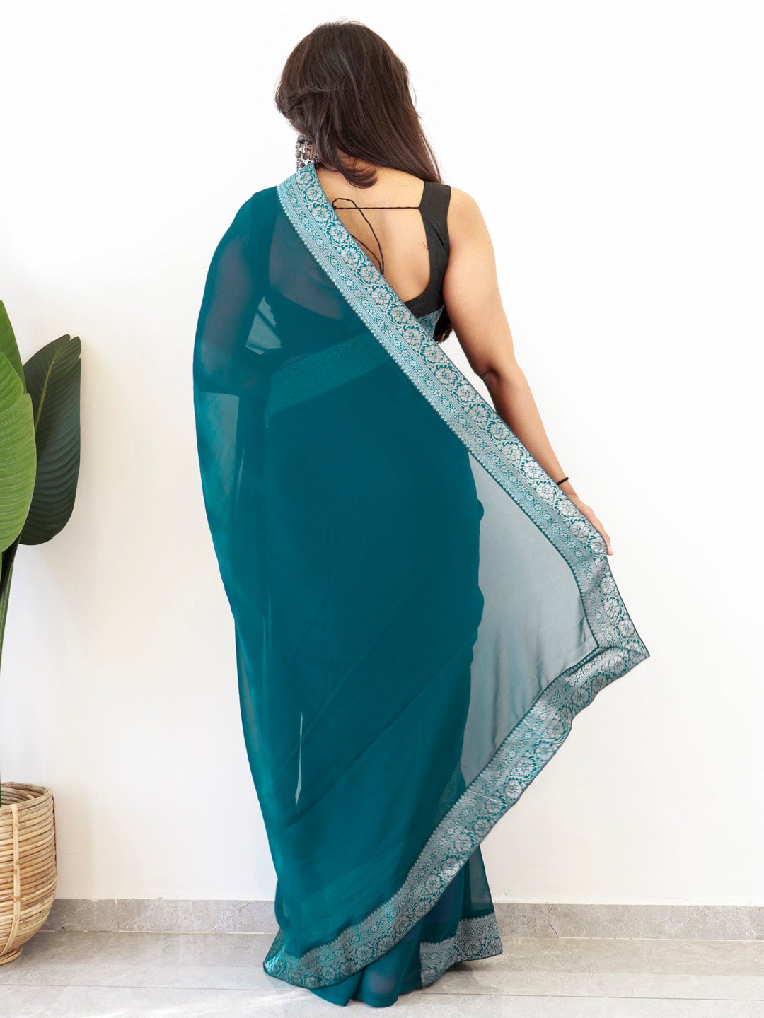Get the best new saree design