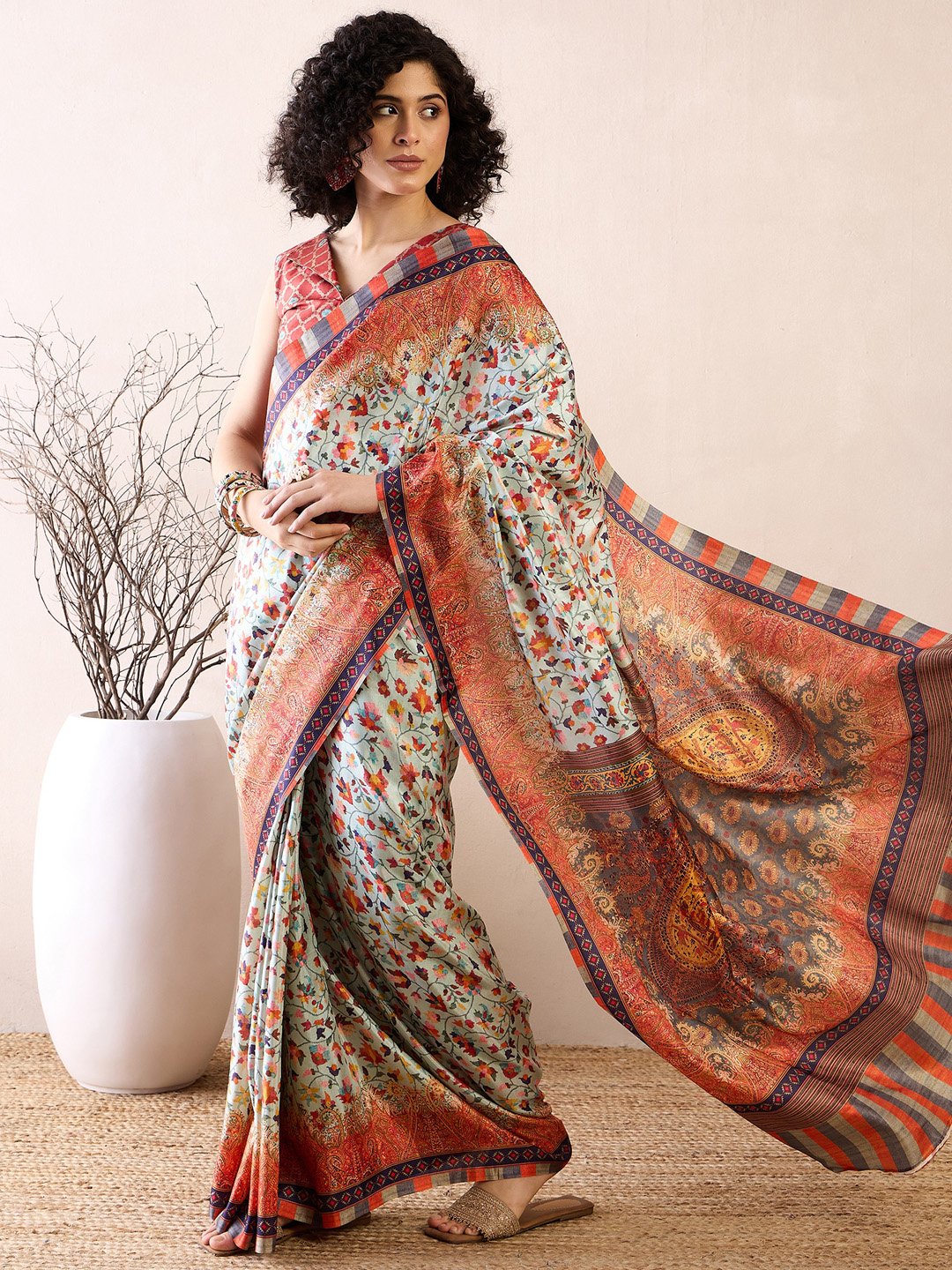 Get the best designer saree