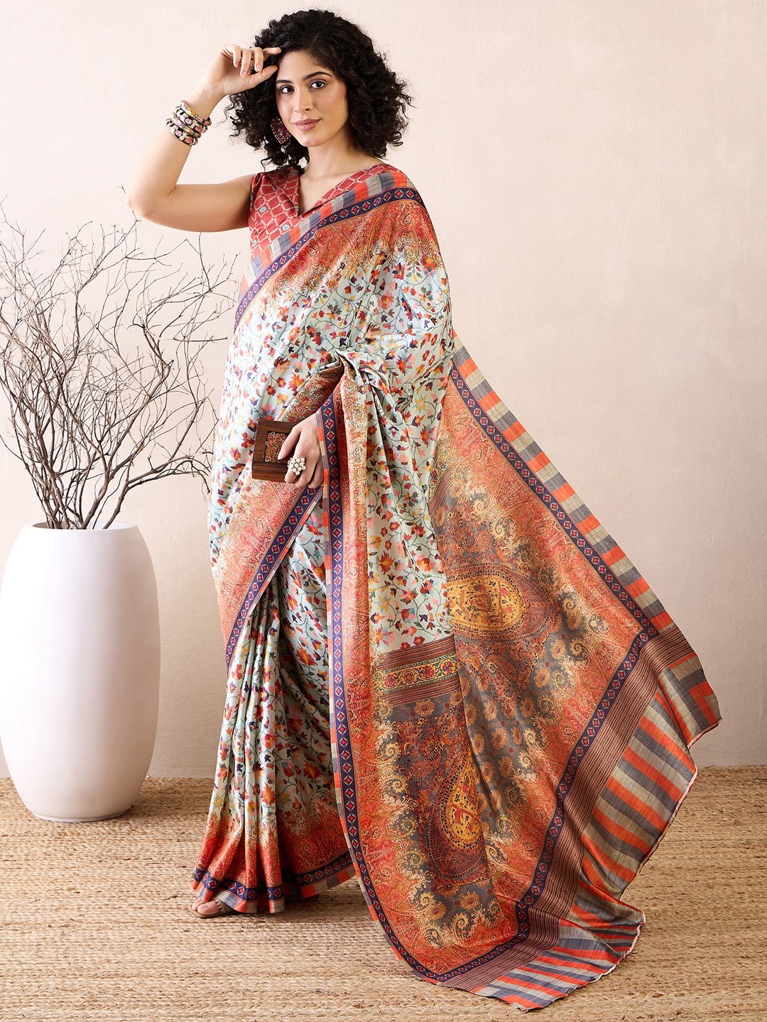 Get the best ready-to-wear saree