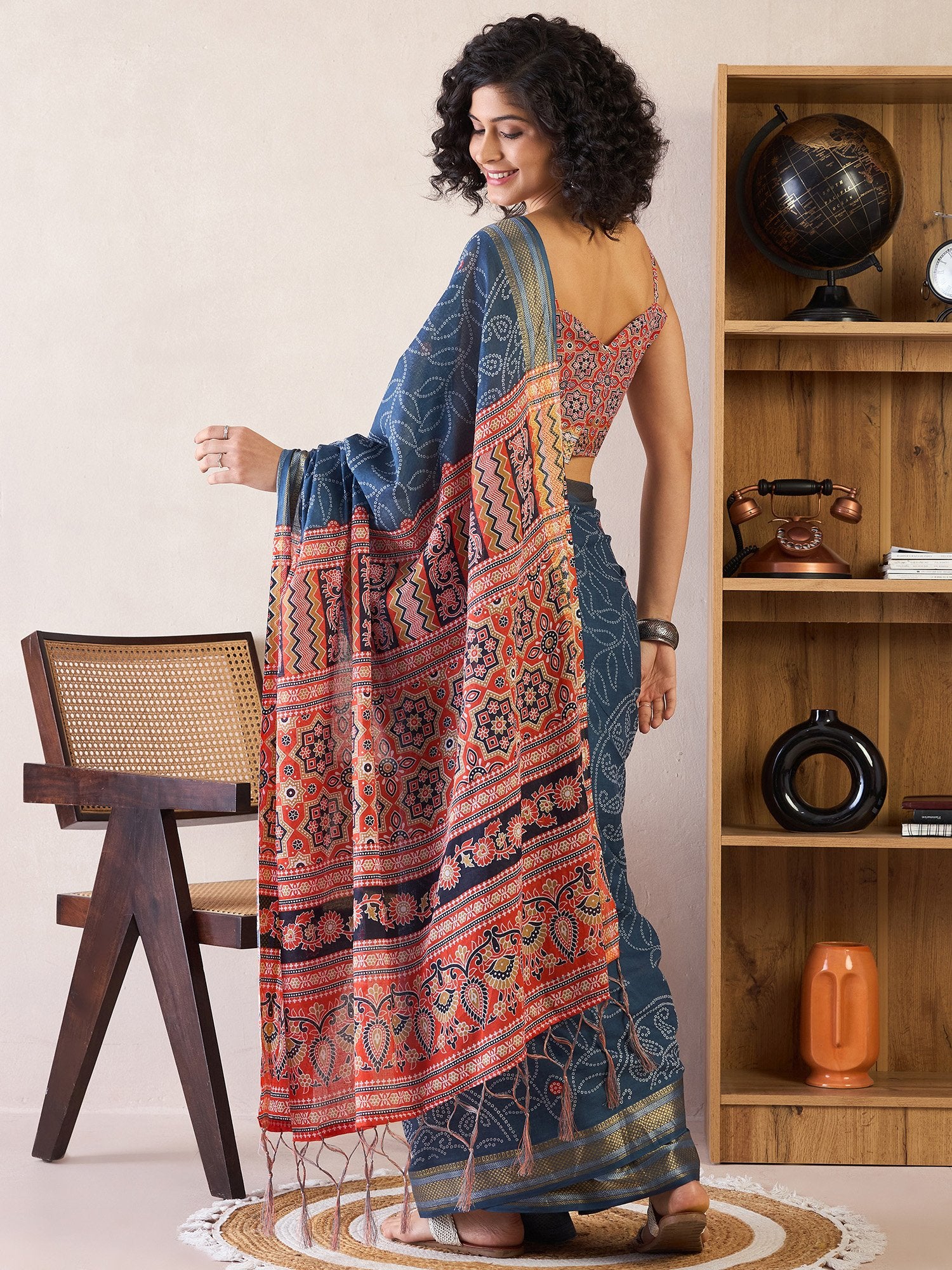 Get the best organza saree