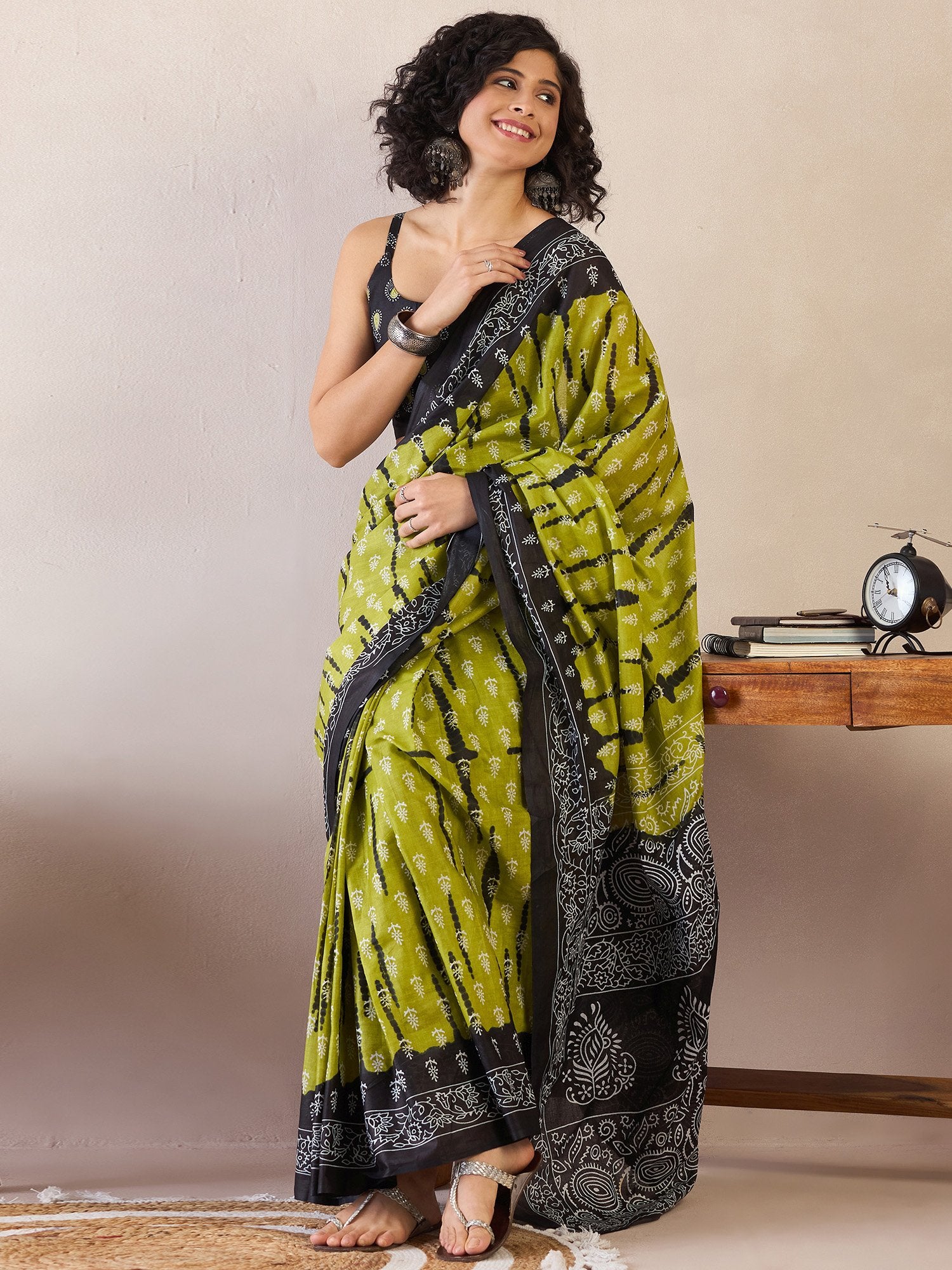 Get the best online saree store