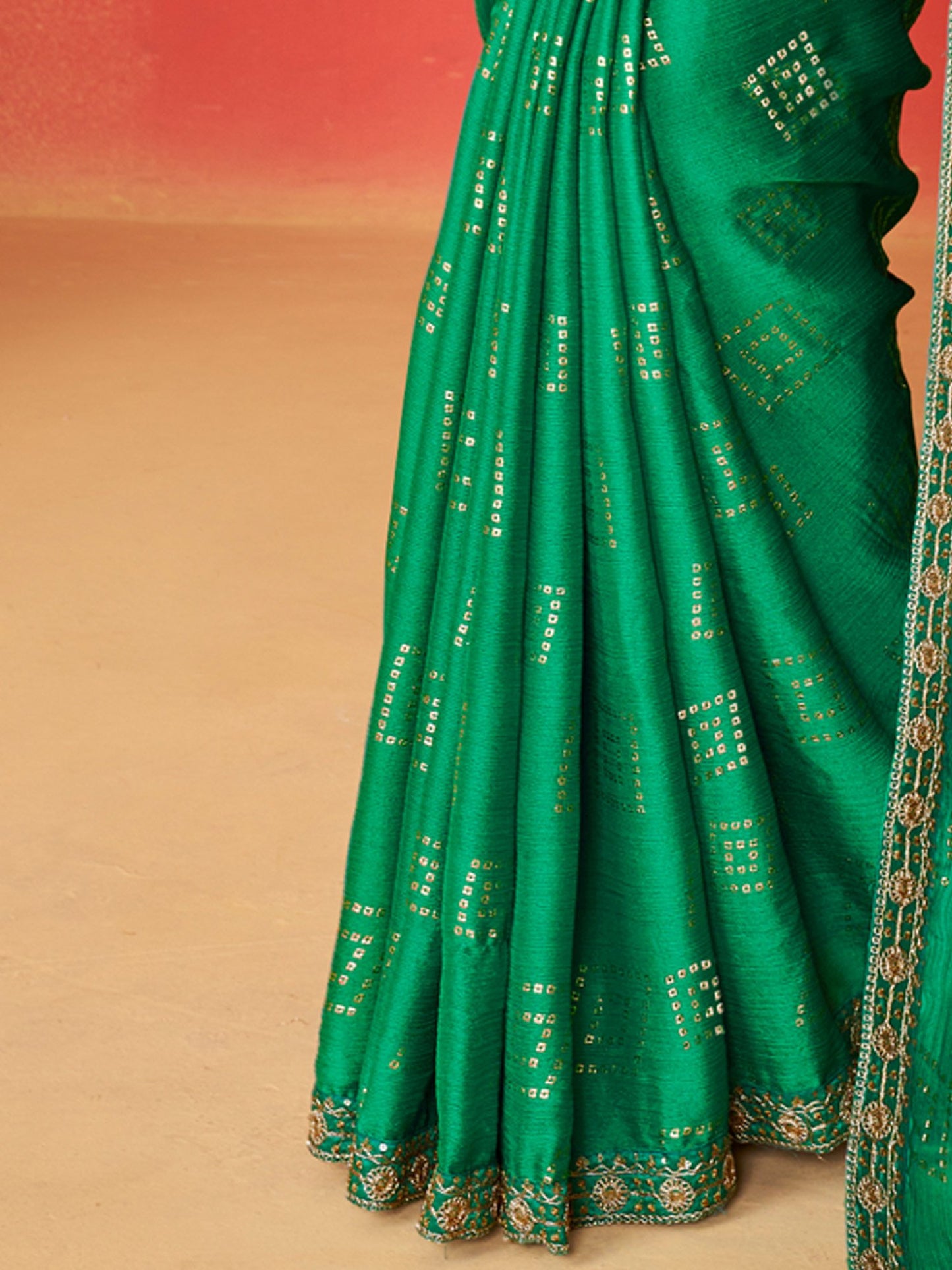 Get the best party wear saree