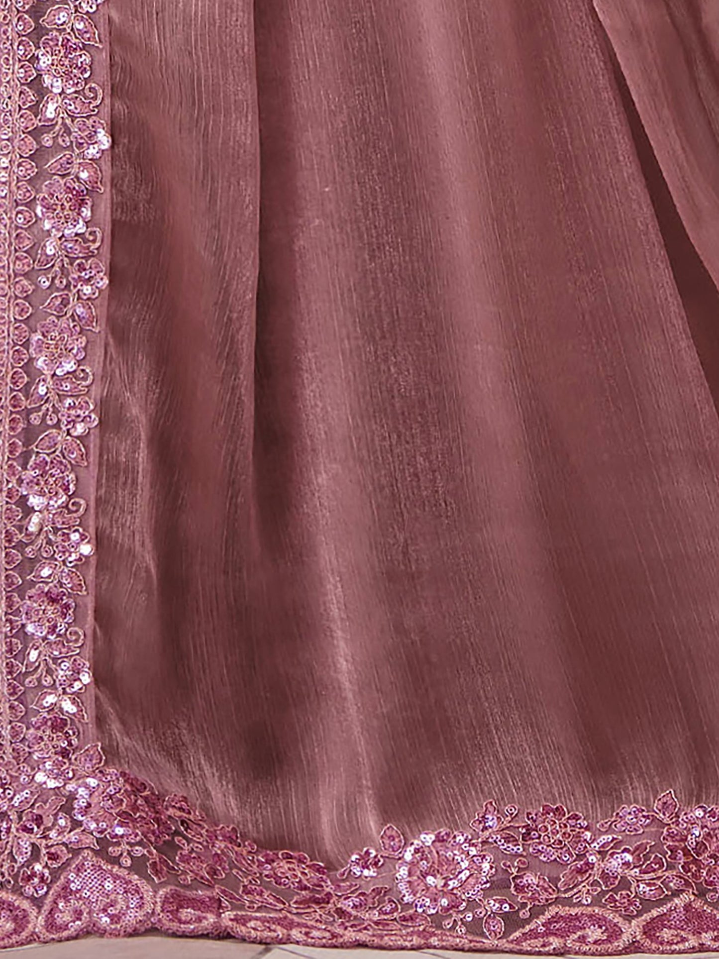 Get the best party wear suits