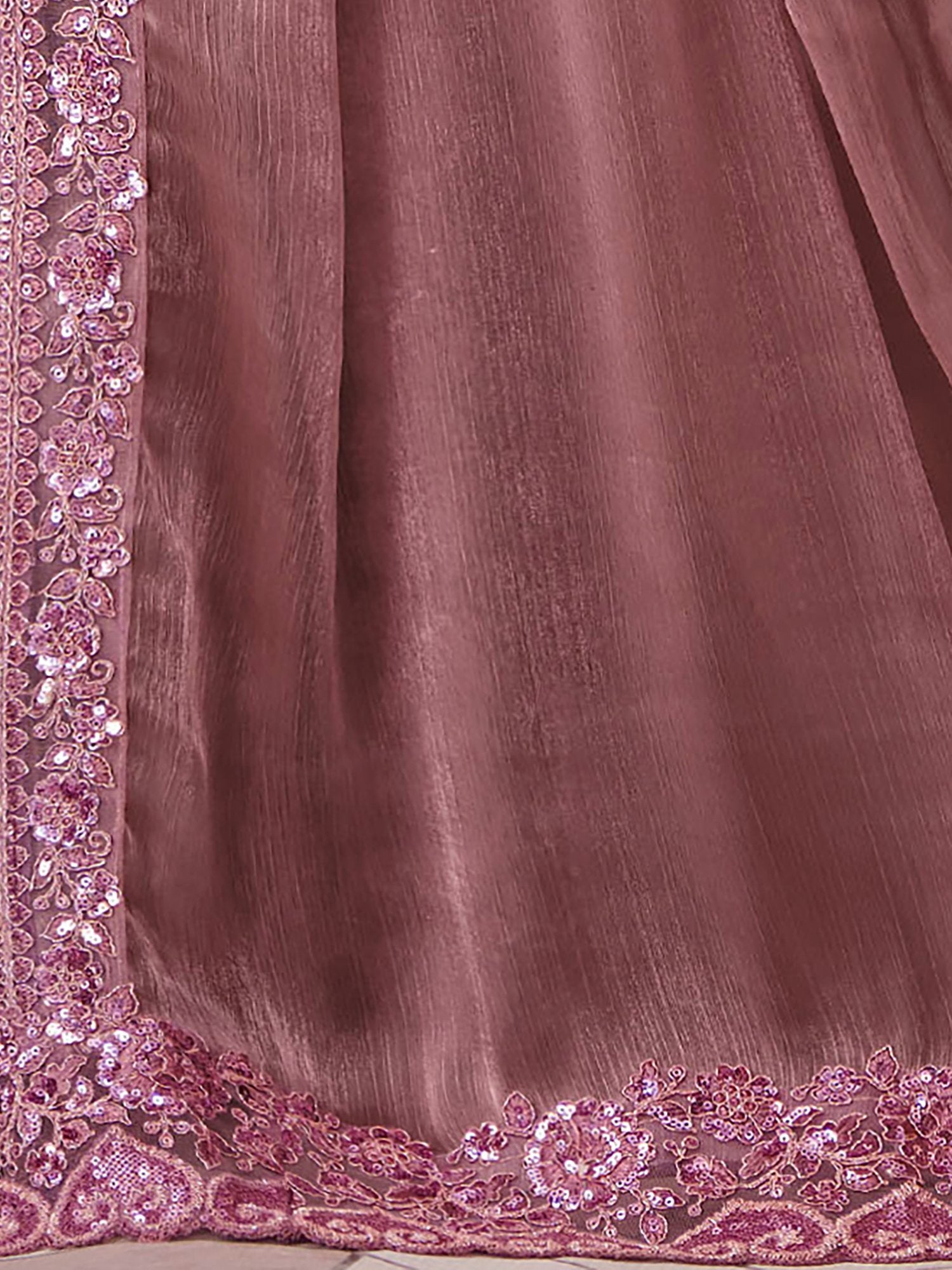 Get the best party wear suits