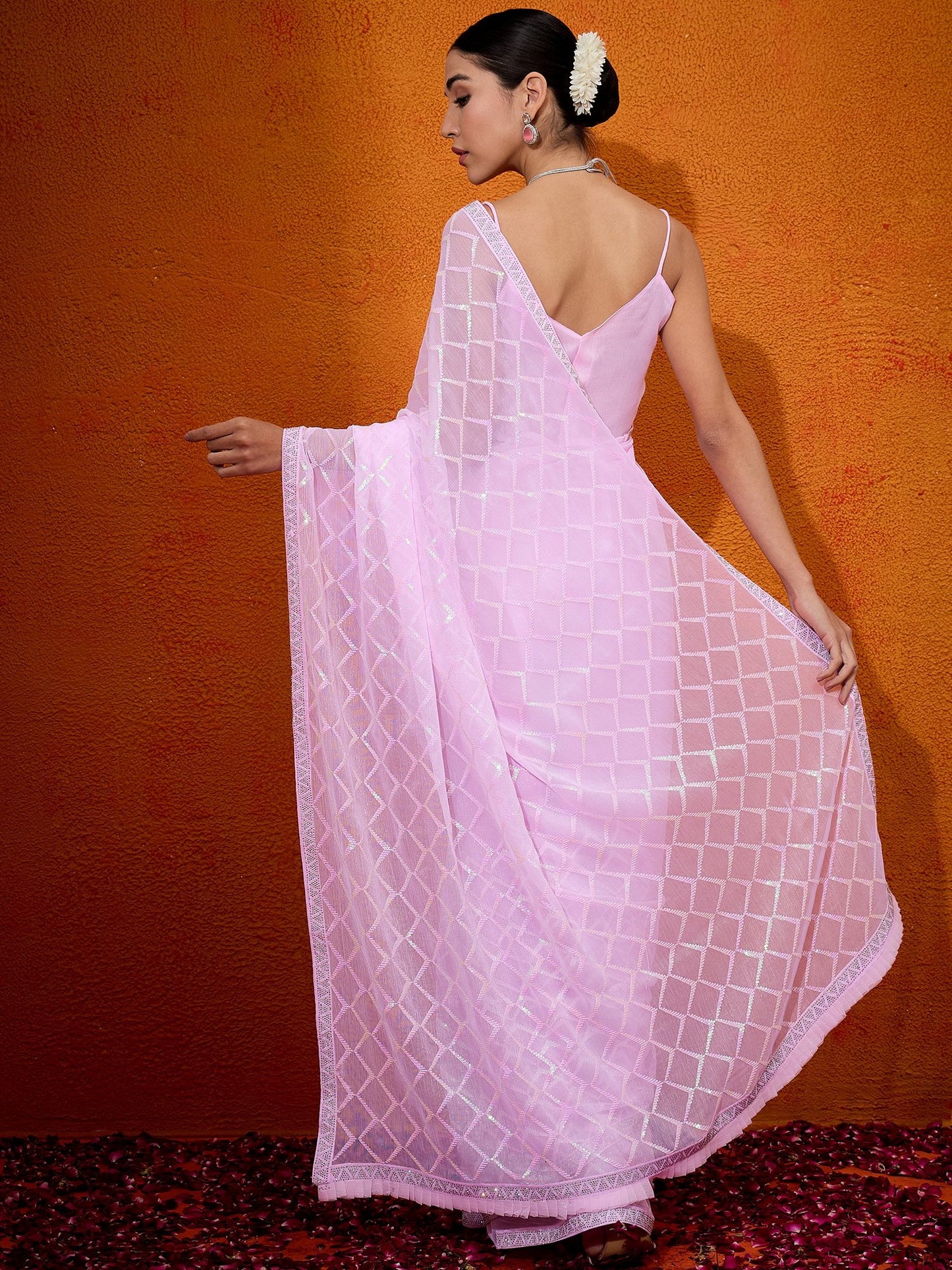 Get the best new saree design