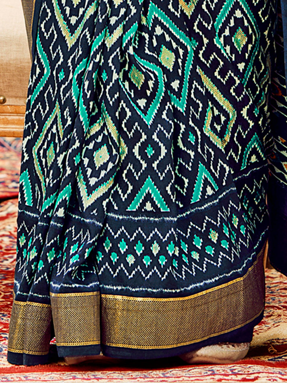 Get the best designer saree