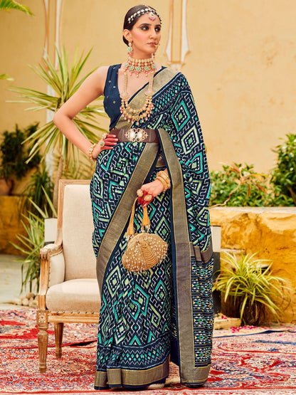 Get the best designer saree
