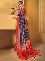 Get the best saree shops in Chandni Chowk