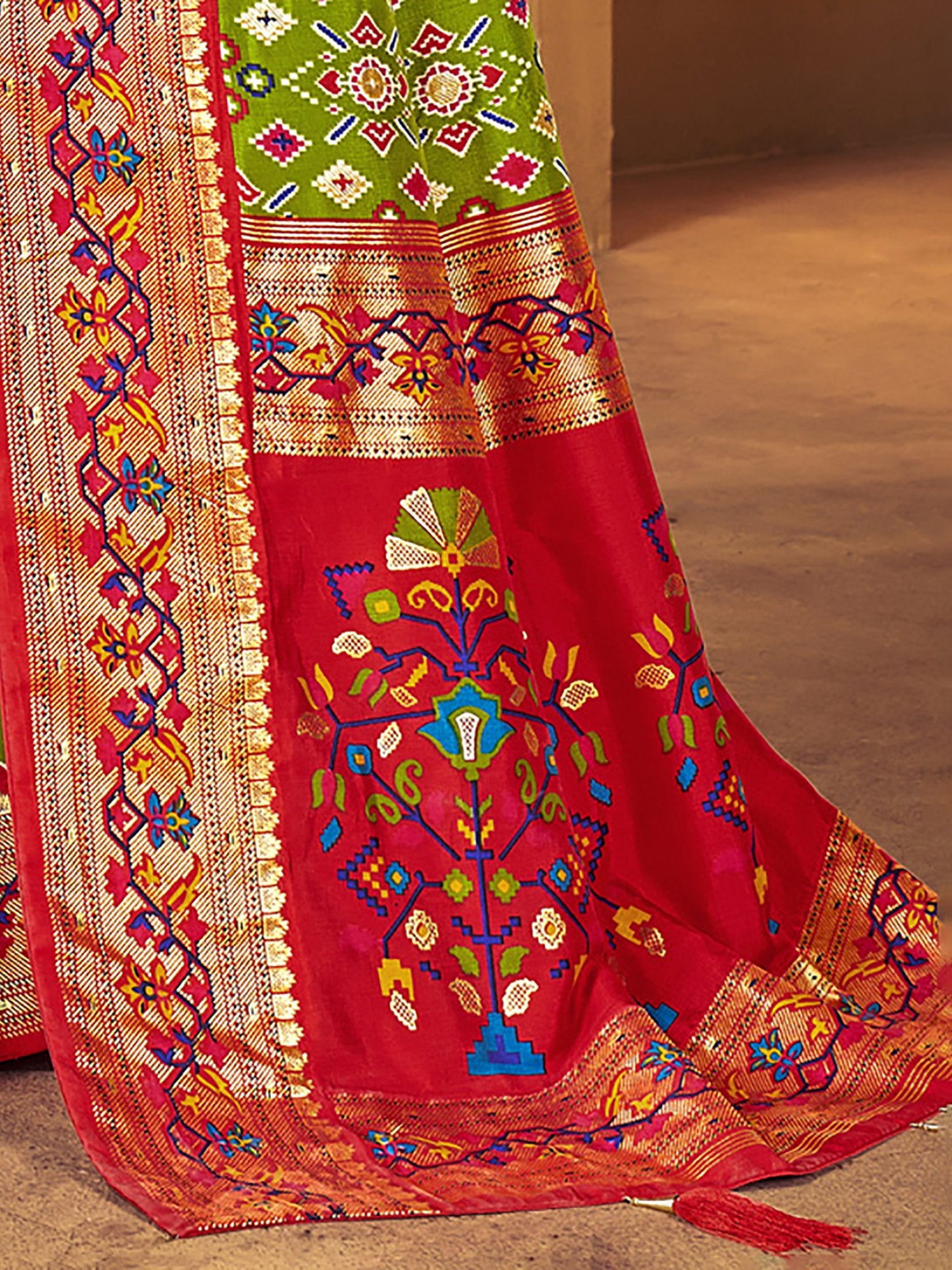 Get the best Pothys silk sarees Bengaluru
