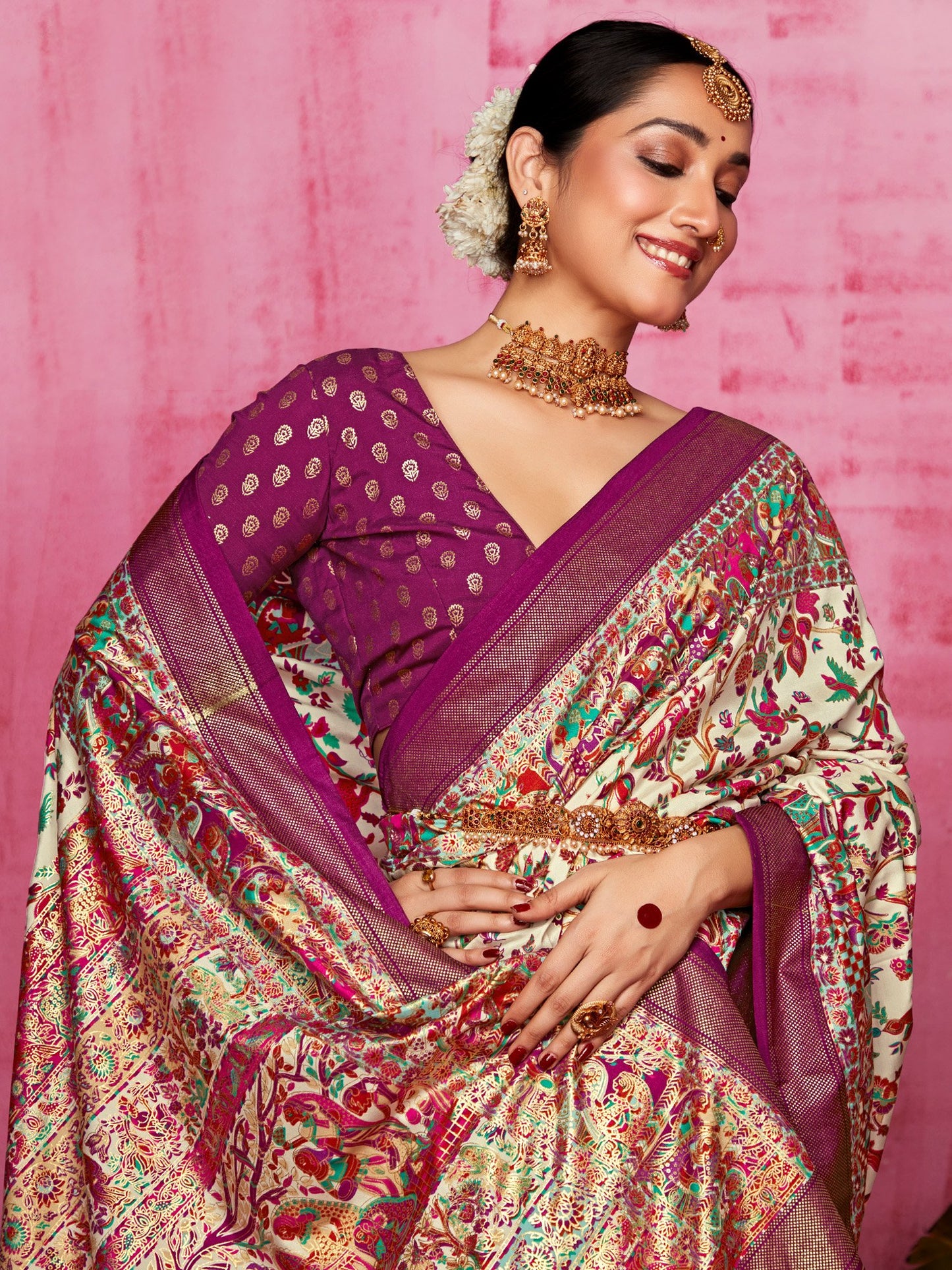 Get the best wedding sarees