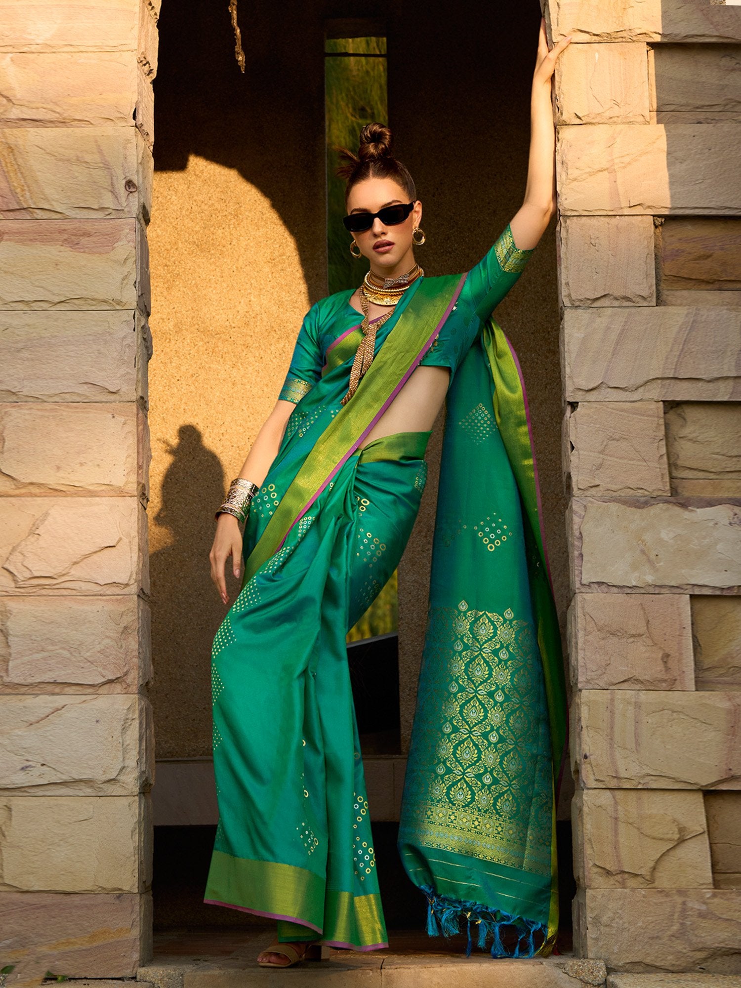 Get the best party wear suits