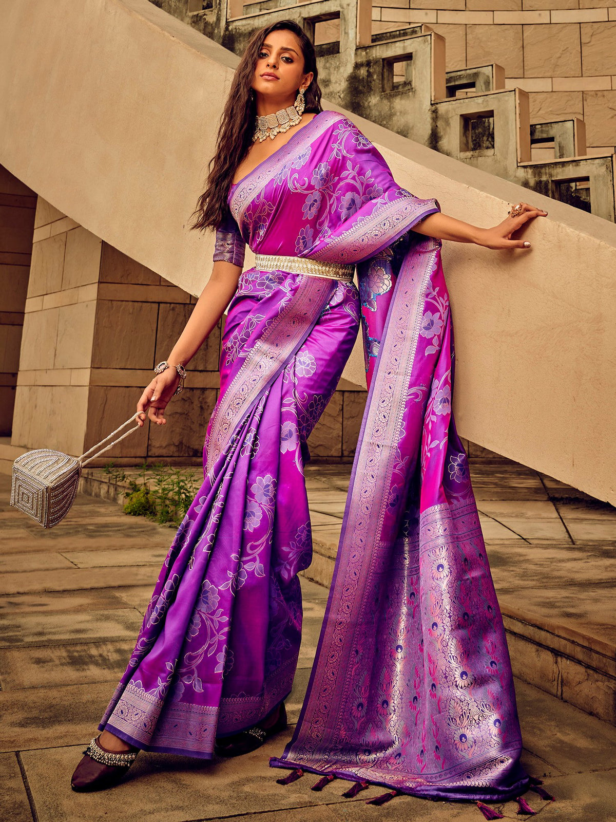 Get the best bride wedding sarees