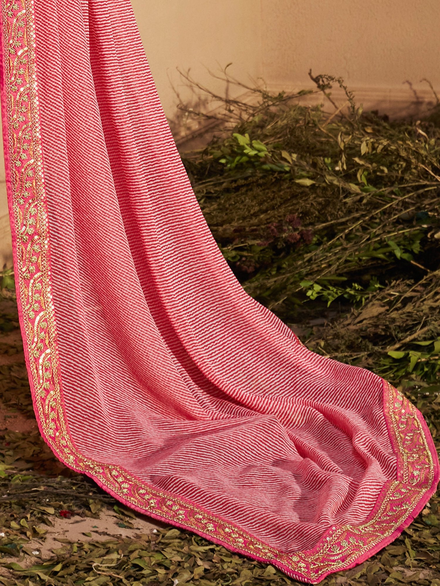 Get the best new saree design
