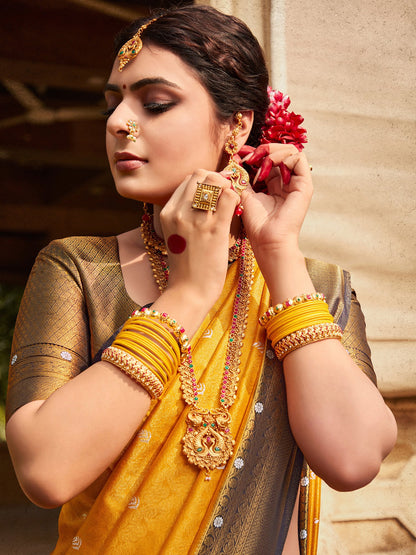 Get the best party wear saree