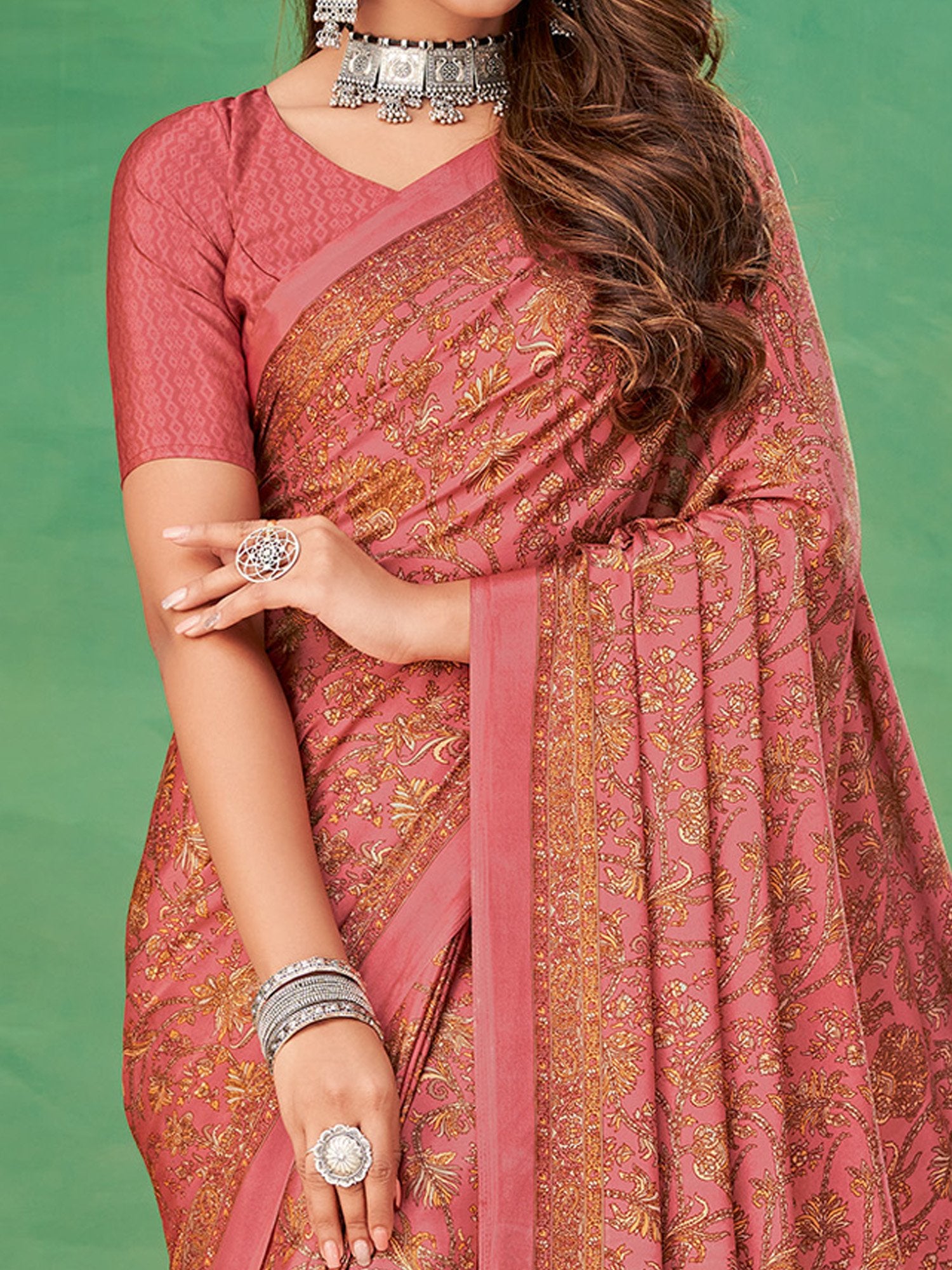 Get the best Dulhan saree