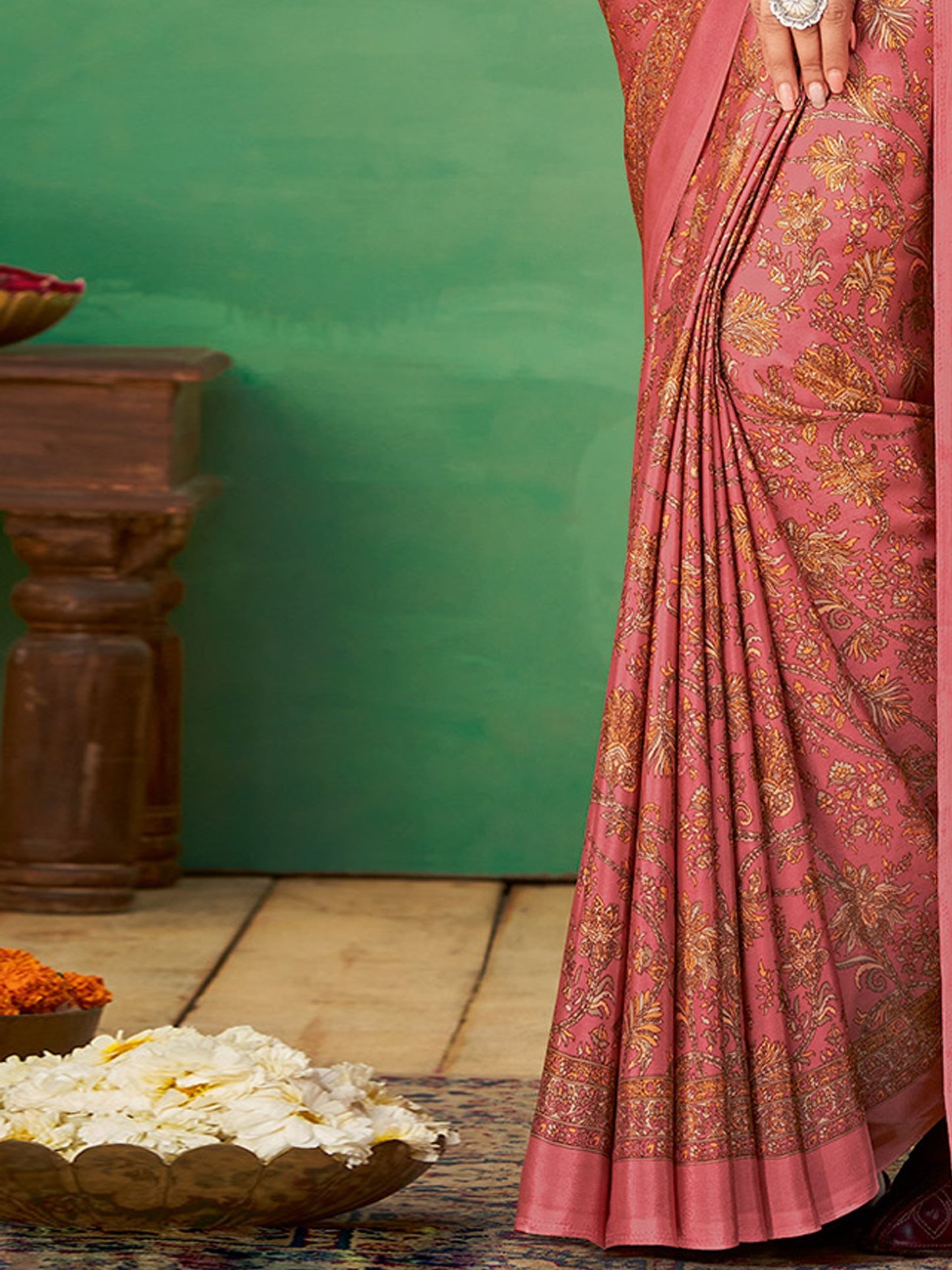 Get the best best saree