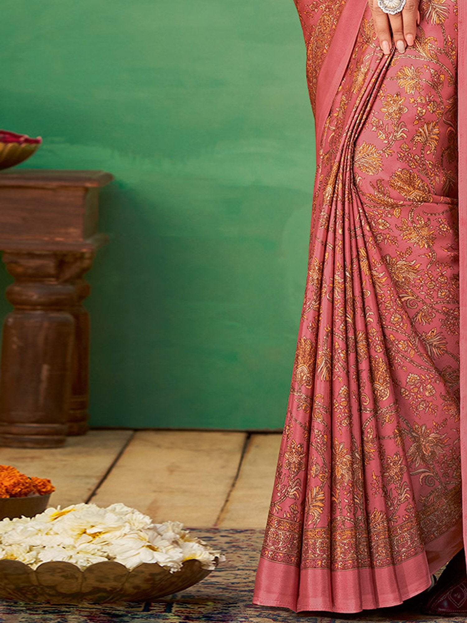 Get the best best saree