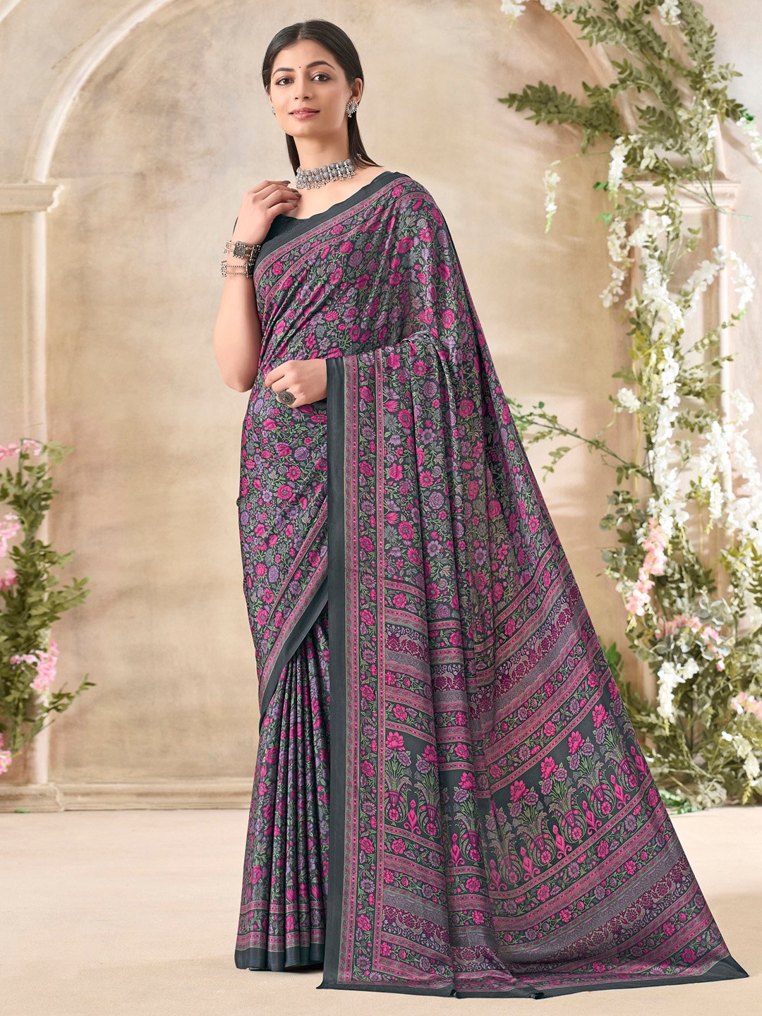 Get the best kanjeevaram South Indian bridal saree