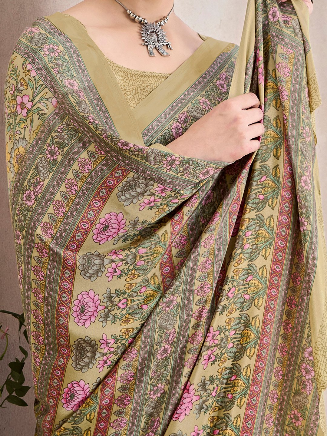 Get the best flipkart saree