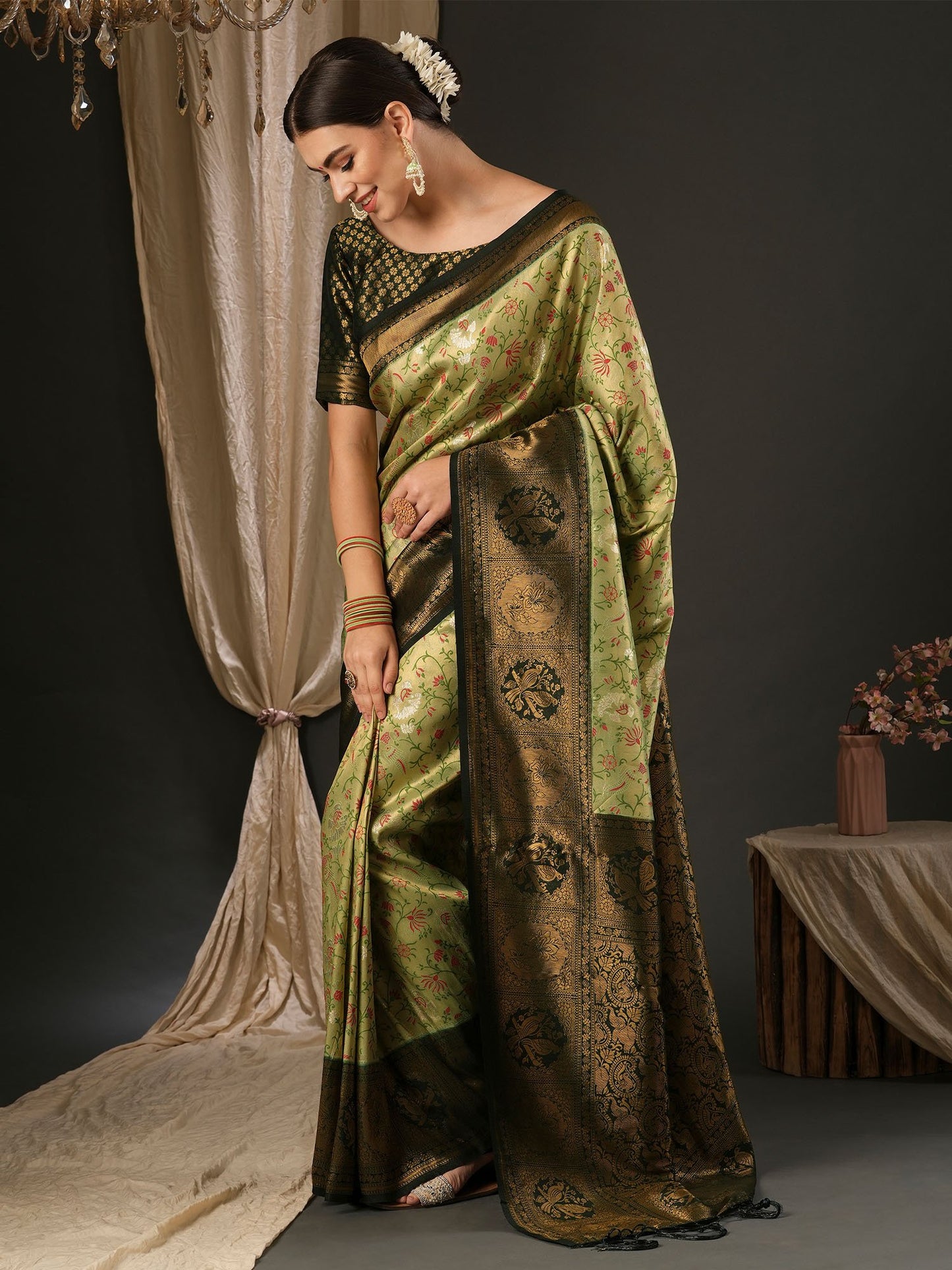 Get the best bridal saree