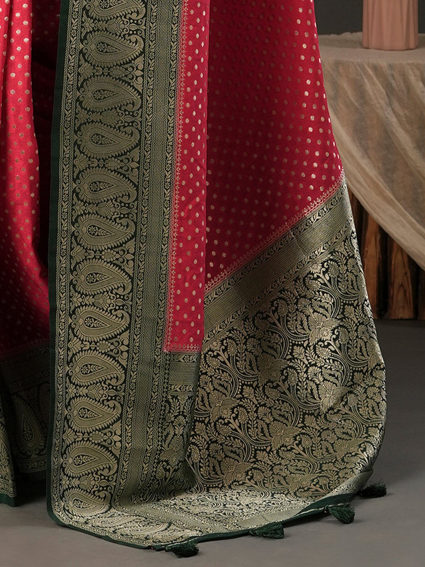 Get the best designer saree