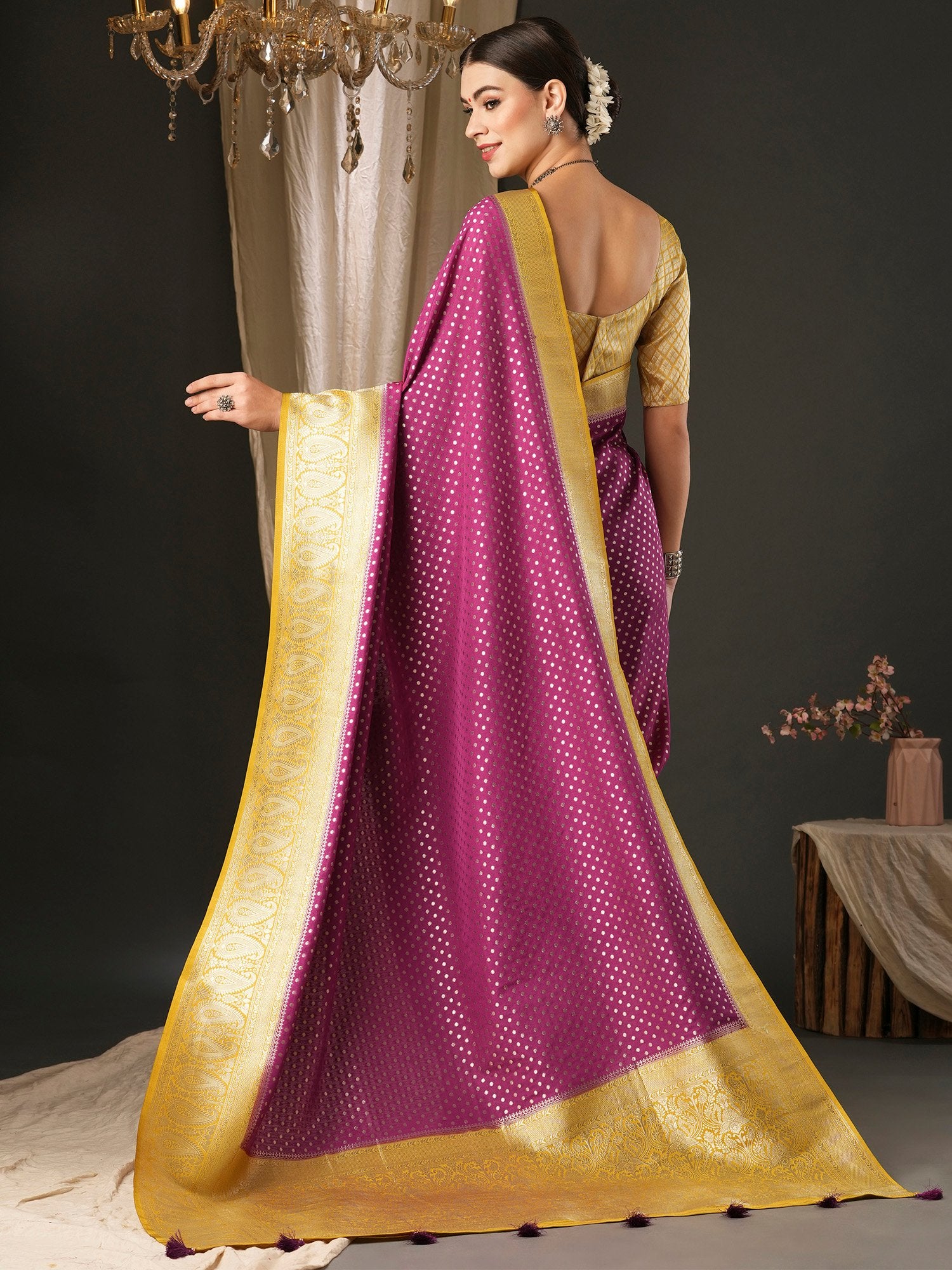 Get the best best saree