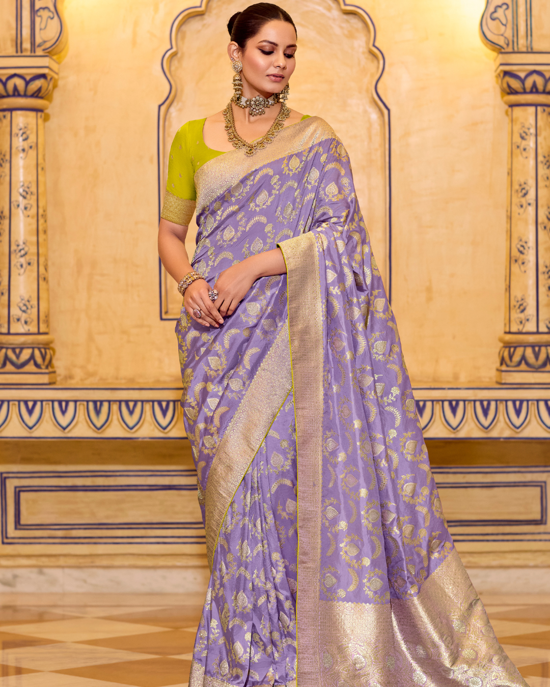 Light Purple Crepe Silk Beautiful Saree