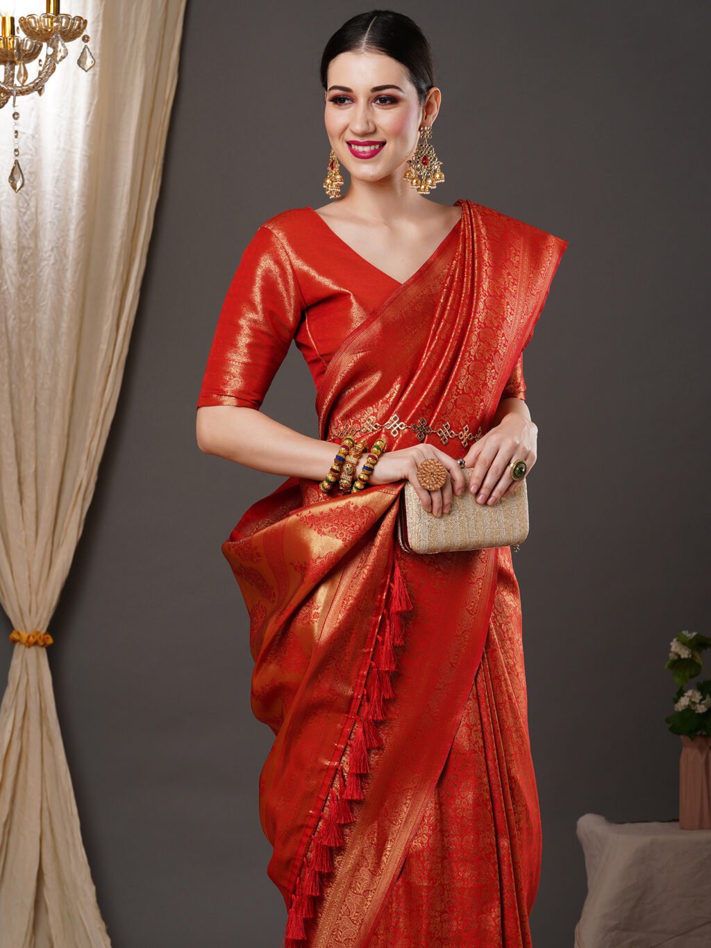 Elegant Red Kanjeevaram Silk Saree - Image 2
