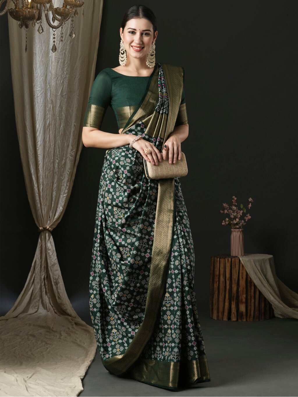Heritage Dark Green Designer Zari Woven Distinct Saree - Image 3