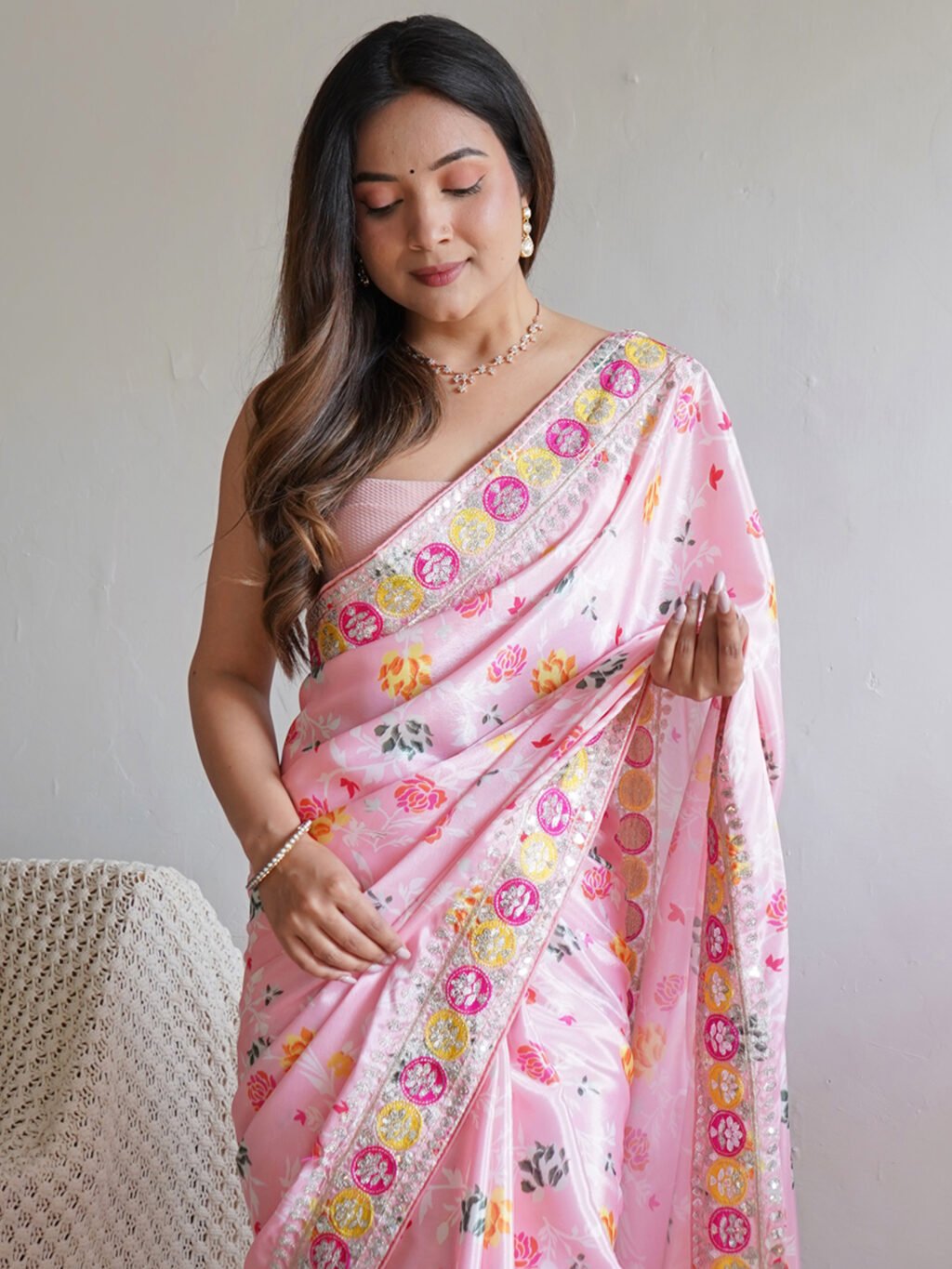 Elegant Pink Designer Floral Georgette Saree - Image 4