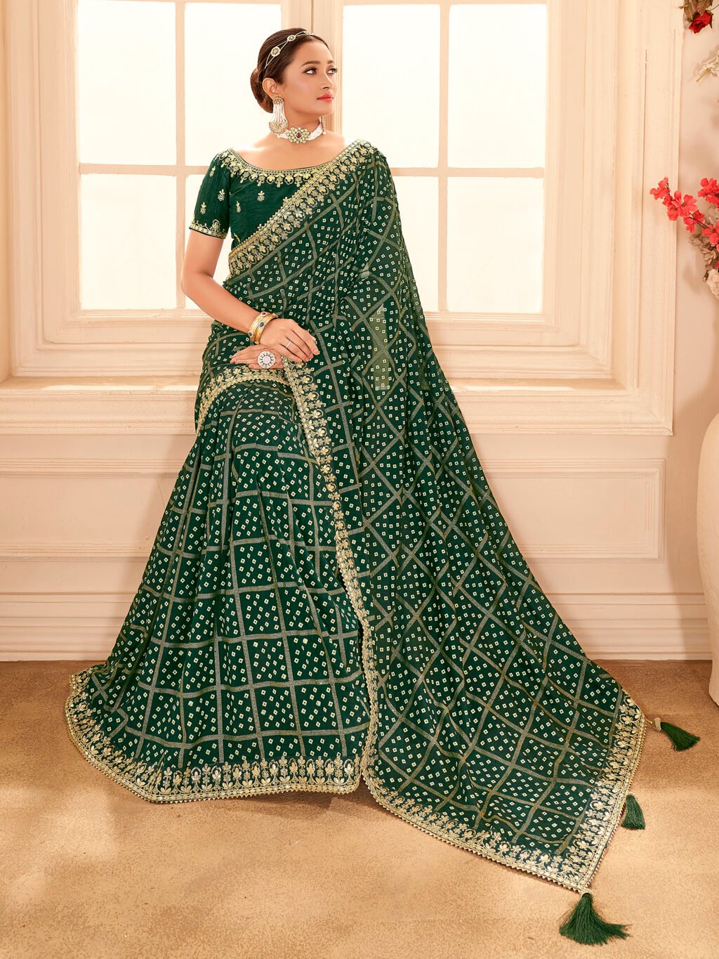 Radiant Green Bandhani Georgette Saree - Image 3