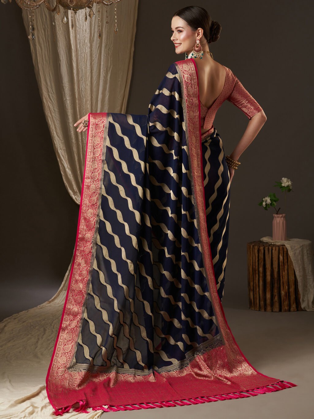 Exquisite Navy Blue Georgette Saree - Image 3