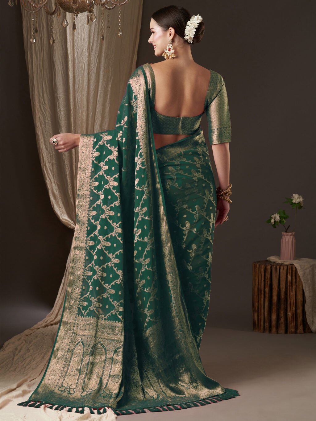 Regal Green Flowing Georgette Banarasi Saree - Image 2
