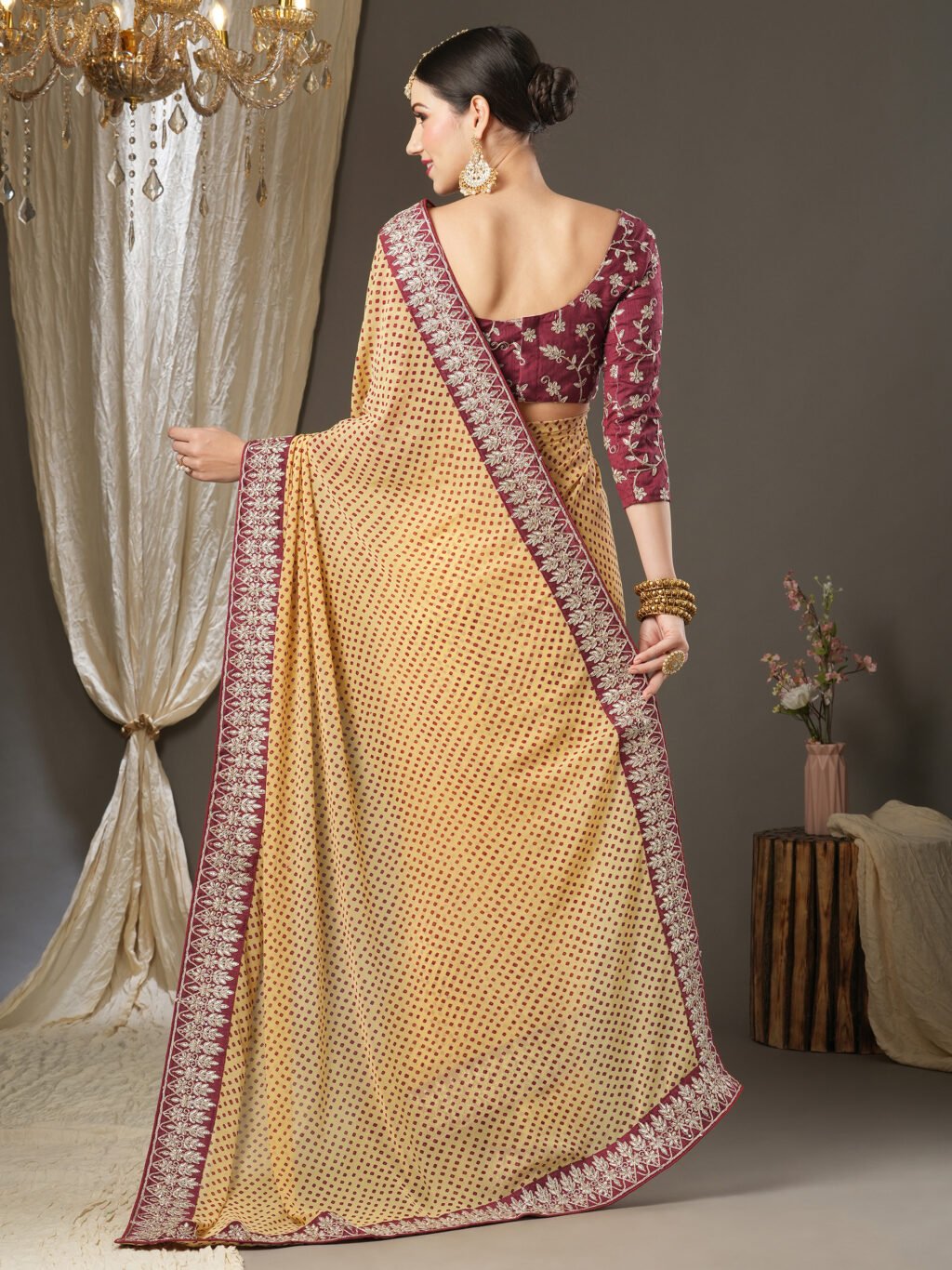 Cream Georgette Bandhani Saree - Image 2