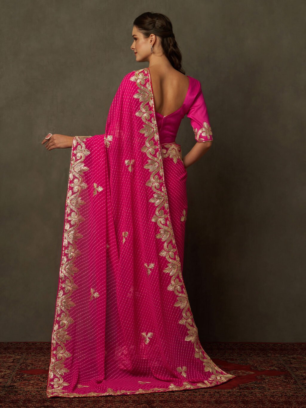 Regal Pink Georgette Bandhani Print Saree - Image 3