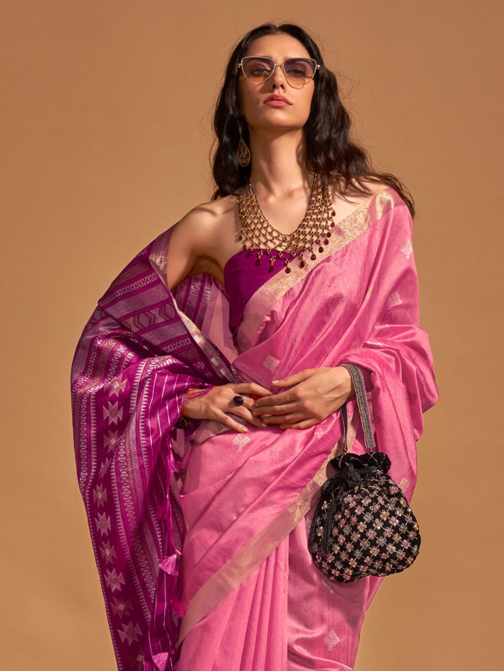 Graceful Pink Designer Zari Woven Special Saree - Image 3