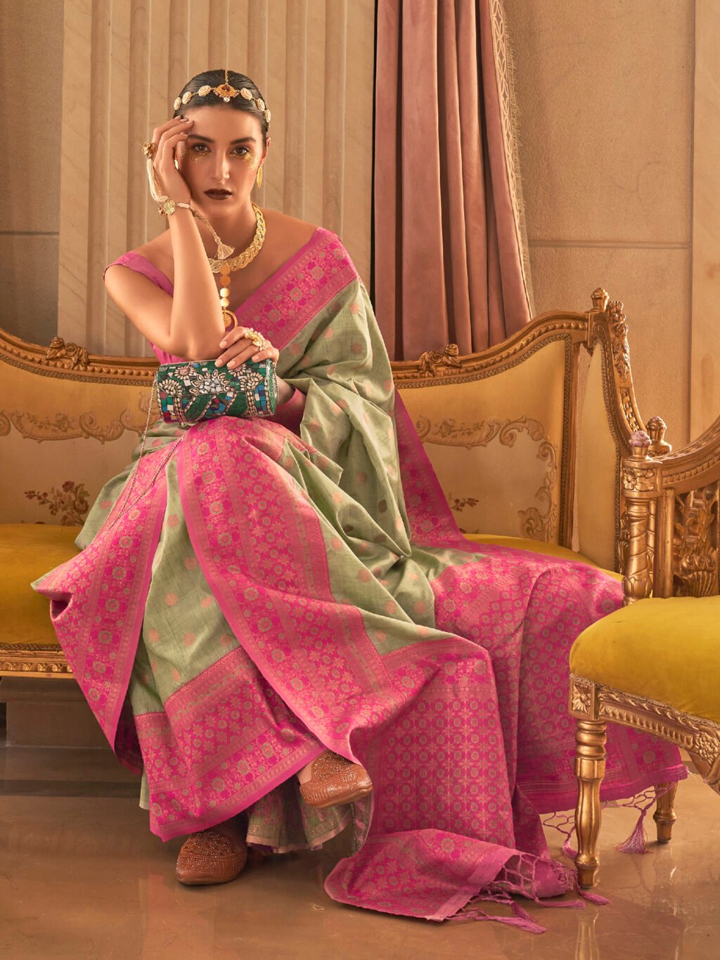 Elegant Green Designer Zari Woven Saree - Image 2