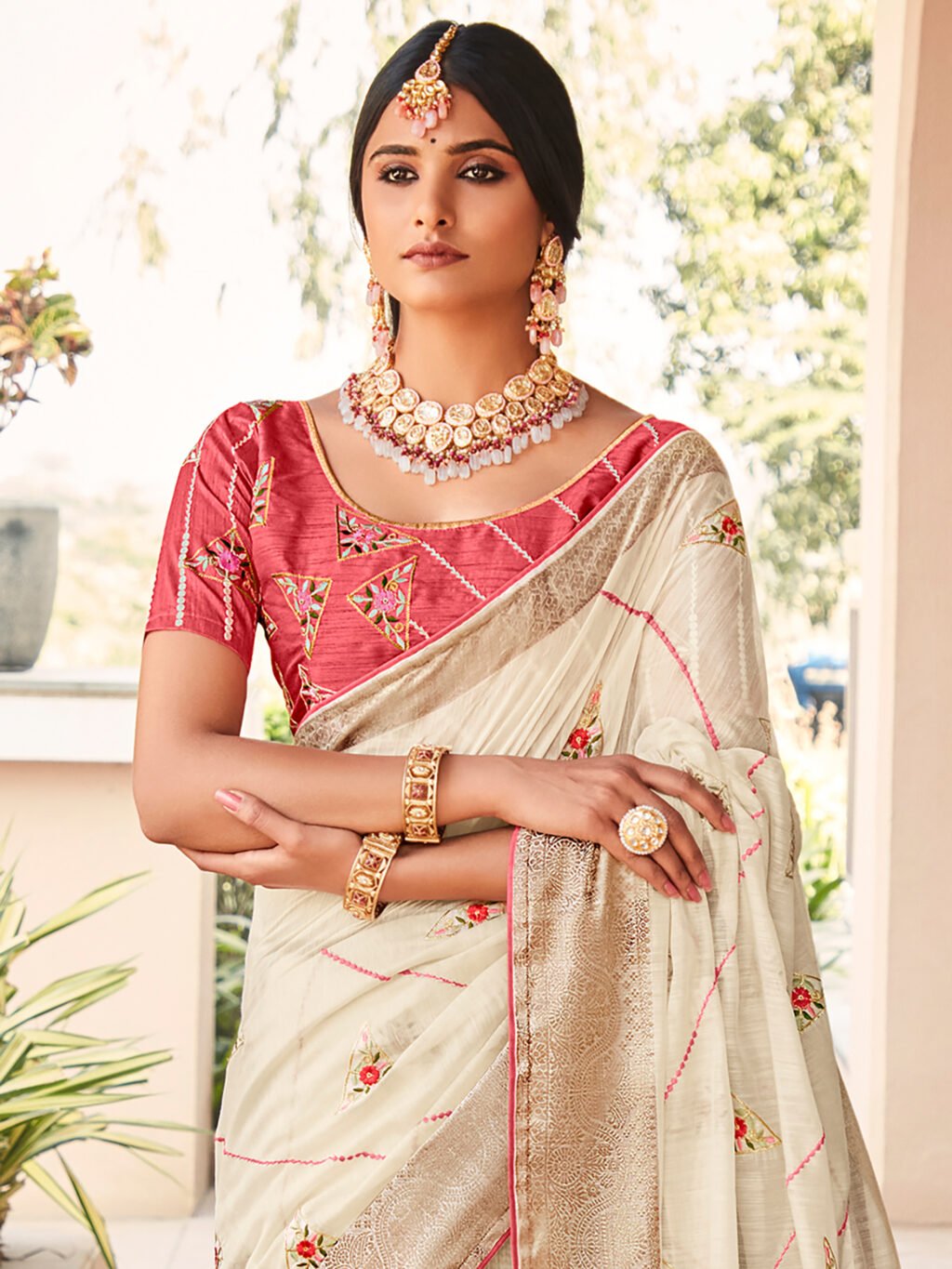 Ruhani Off White Designer Cotton Saree - Image 2