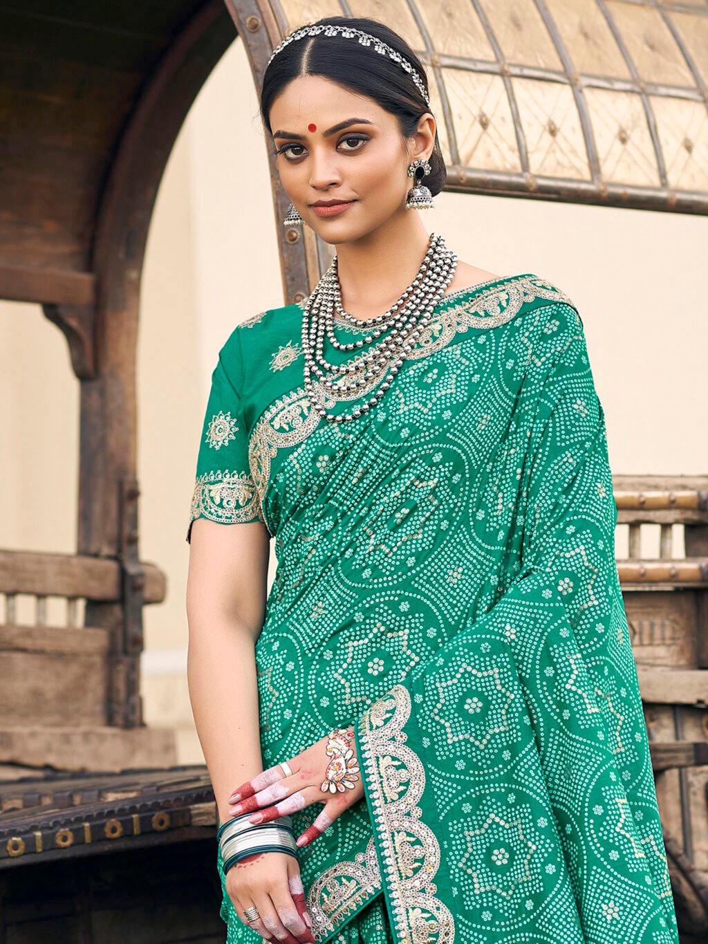 Sea Green Designer Bandhani Georgette Saree - Image 2