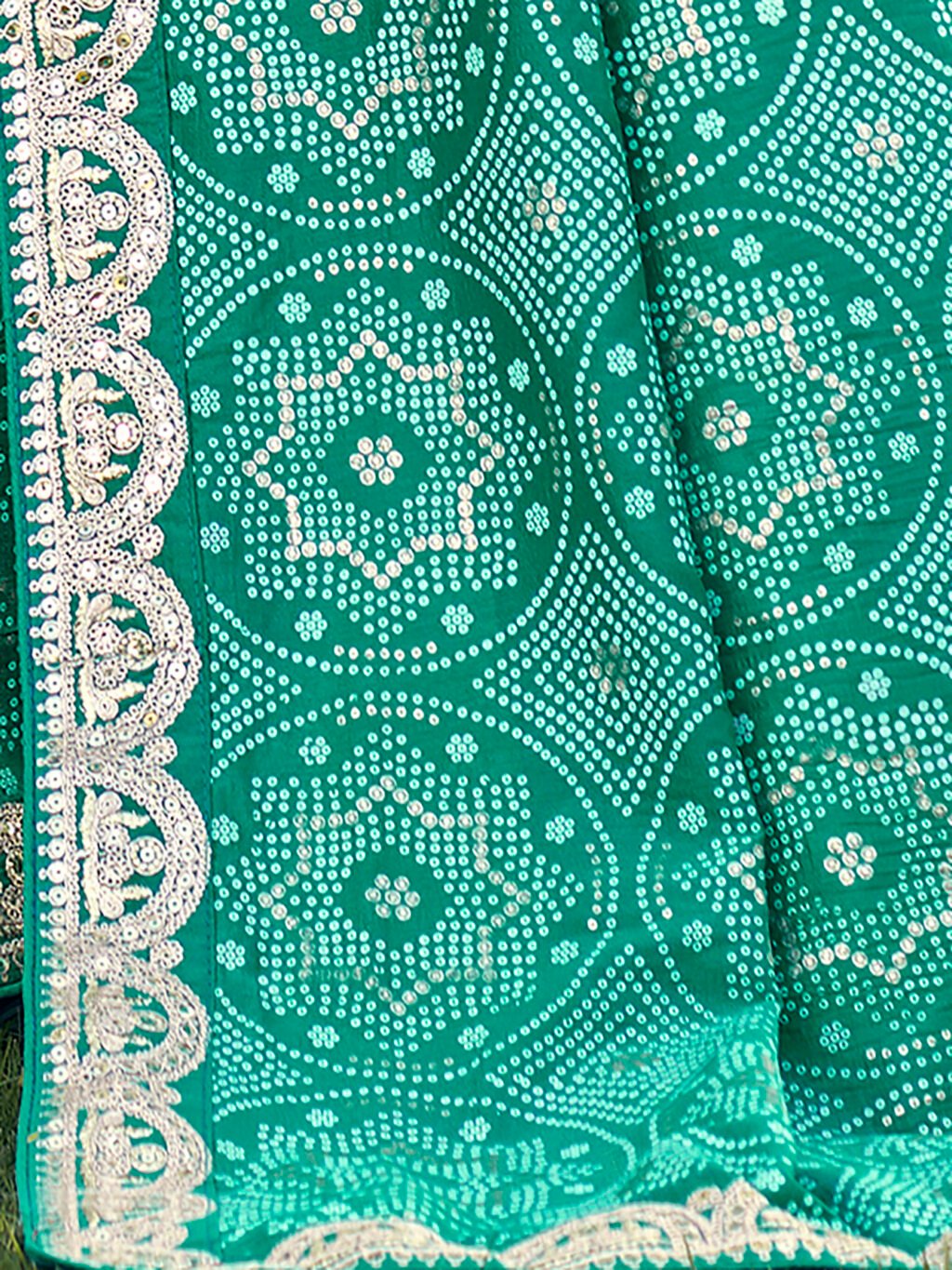 Sea Green Designer Bandhani Georgette Saree - Image 4