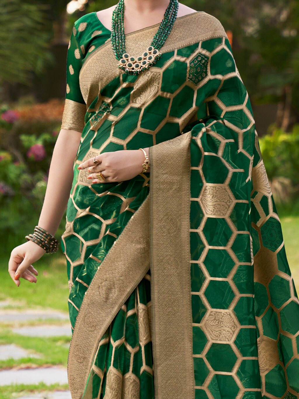 Timeless Green Organza Zari Banarasi Saree - Image 3