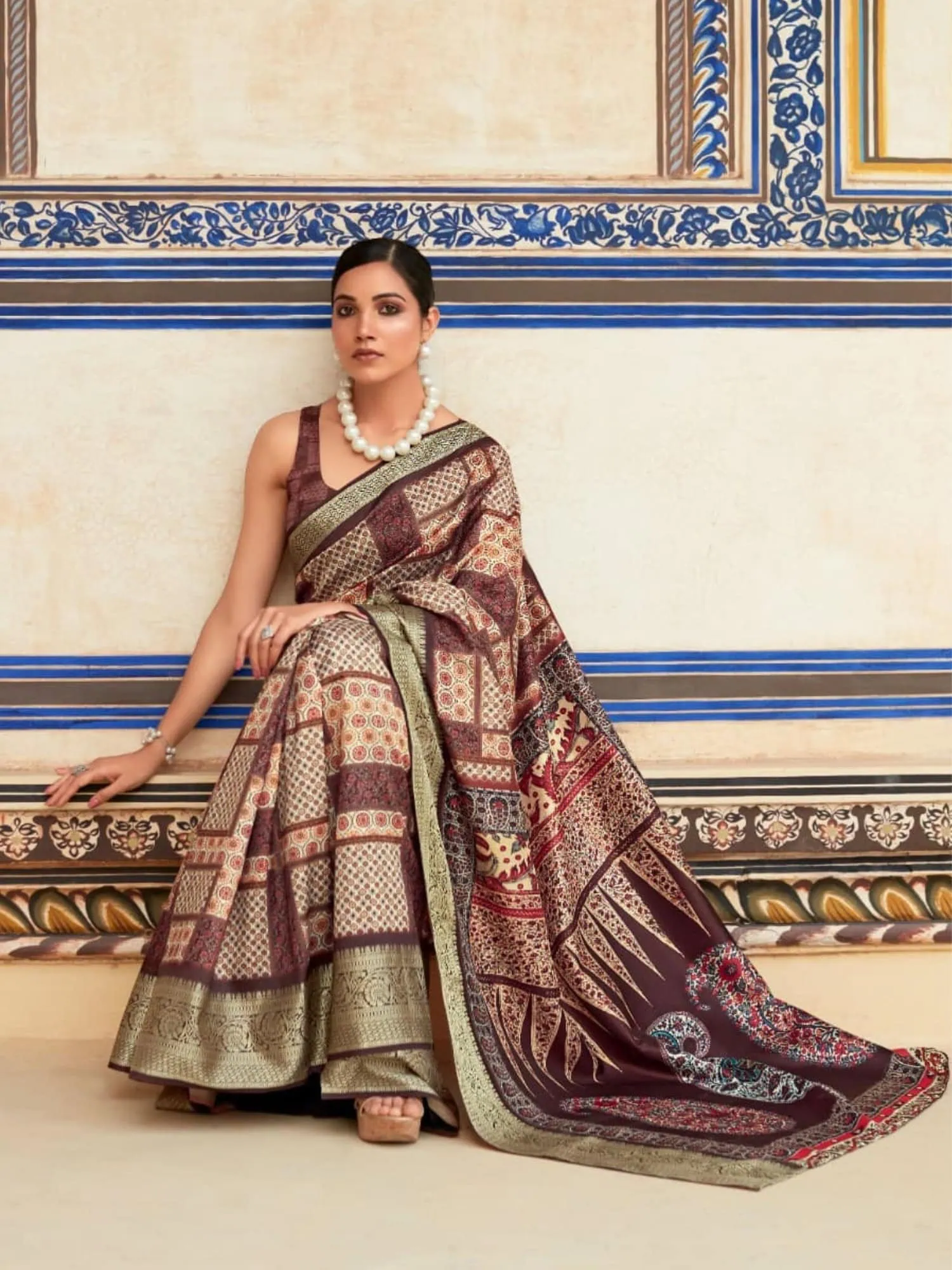 Creamish Brown Dola Handloom Silk Saree