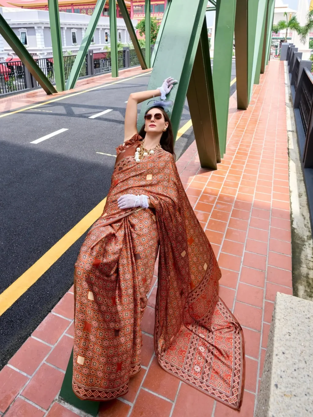 BrownSattin Crape Saree - Image 3